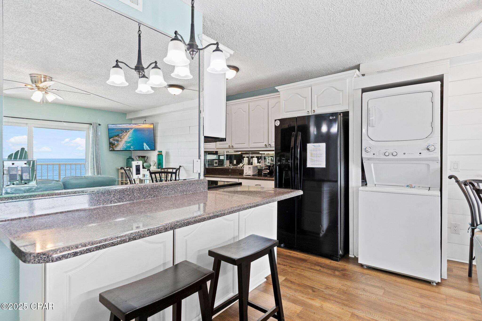Image 19 For 8743 Thomas Drive 809