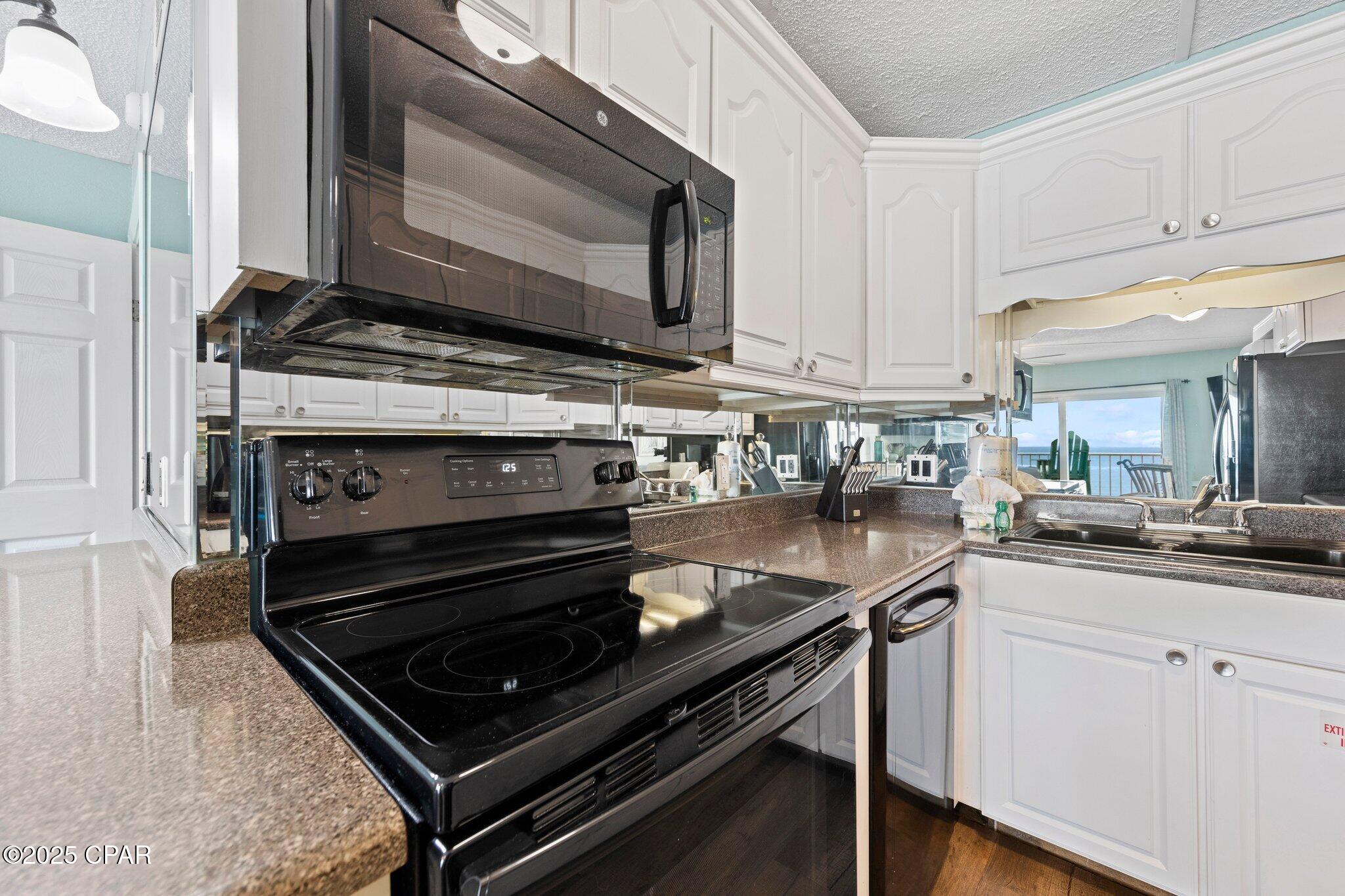 Image 27 For 8743 Thomas Drive 809