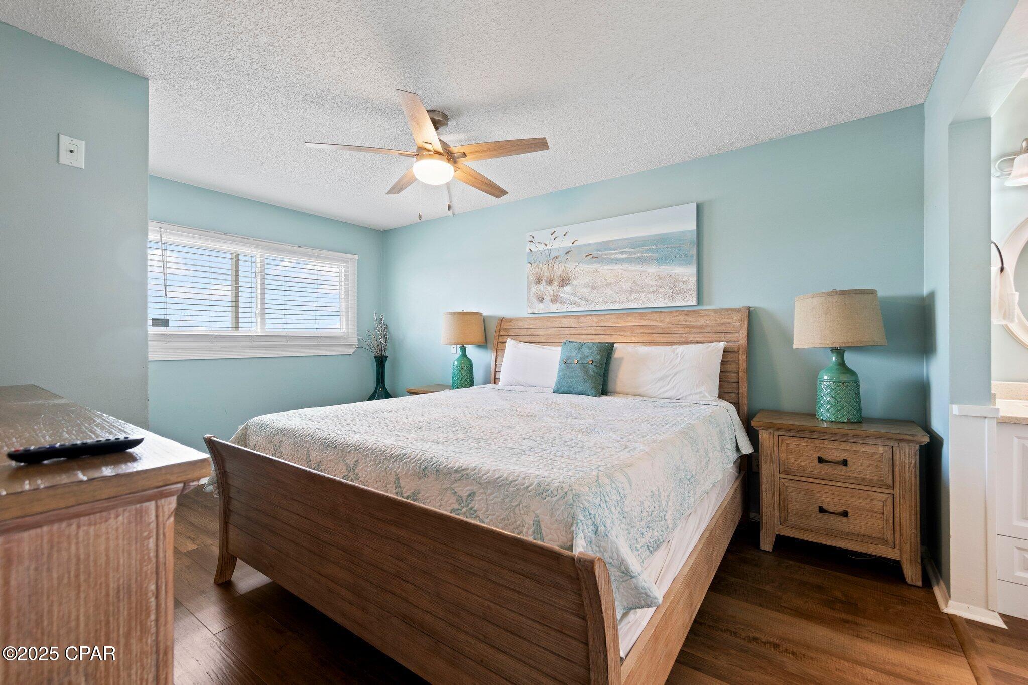 Image 4 For 8743 Thomas Drive 809