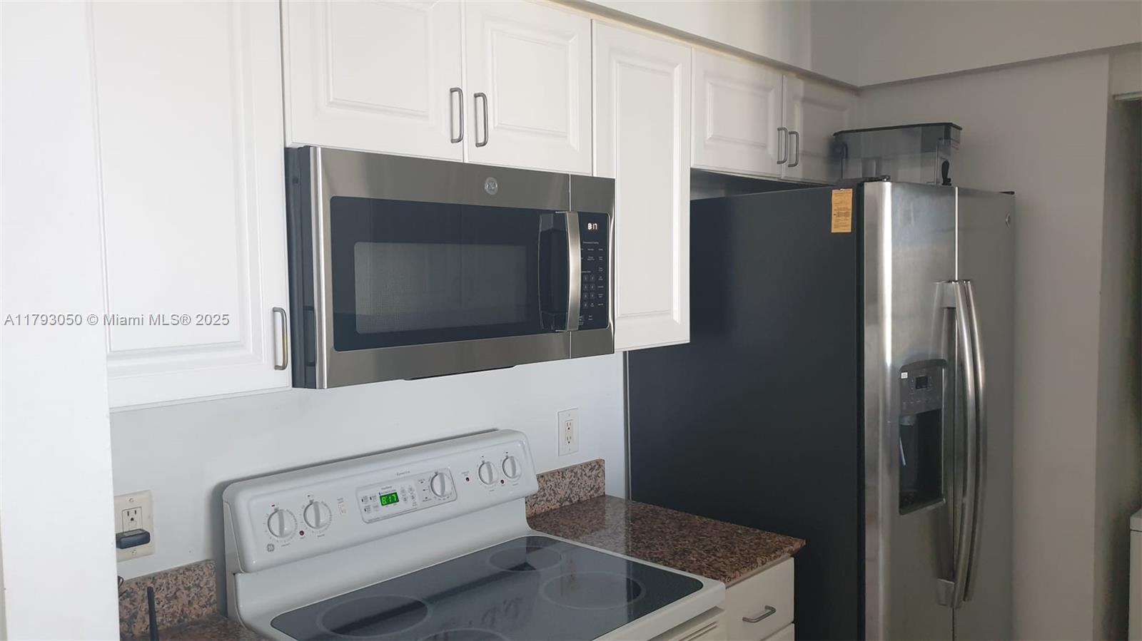 1155 Brickell Bay Dr #3007, Miami FL 33131