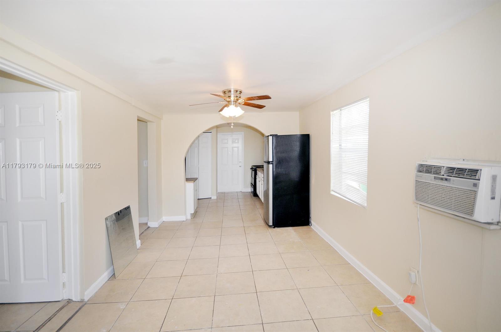 1265 Silver Beach Rd, Riviera Beach, Florida image 7