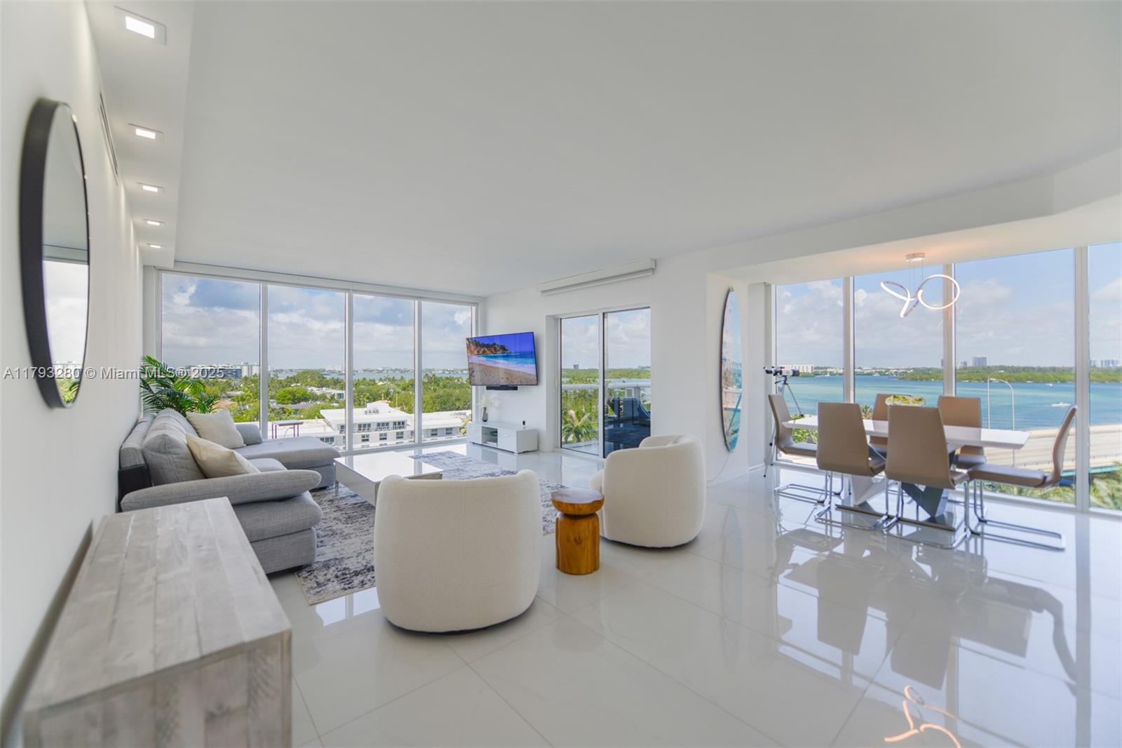 Apartamento à Venda em Bal Harbour, FL