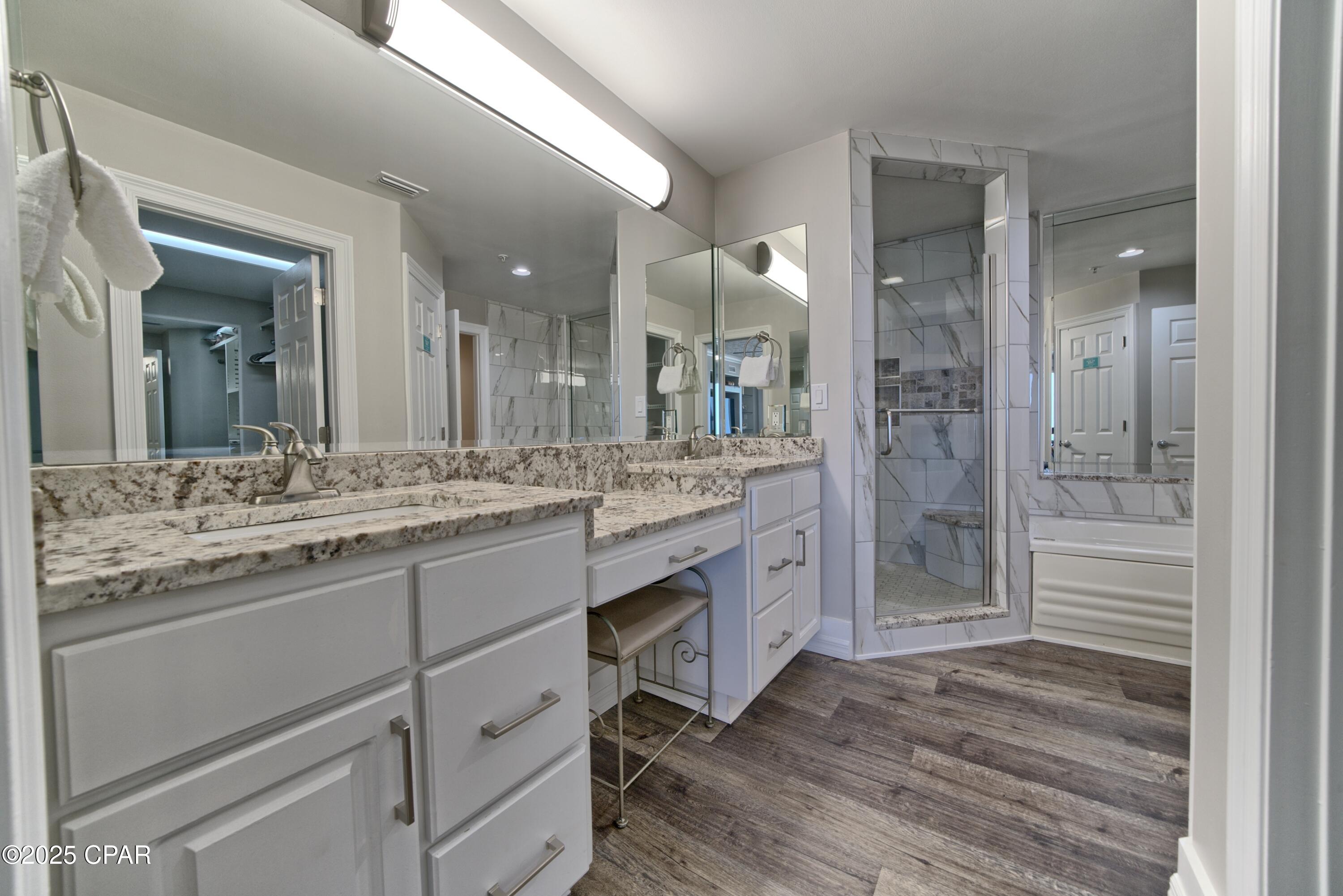 Image 22 For 7115 Thomas Drive 604