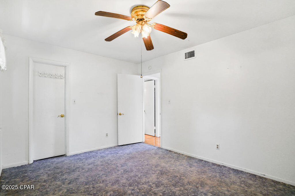 Image 10 For 3375 Crystal Lake Drive