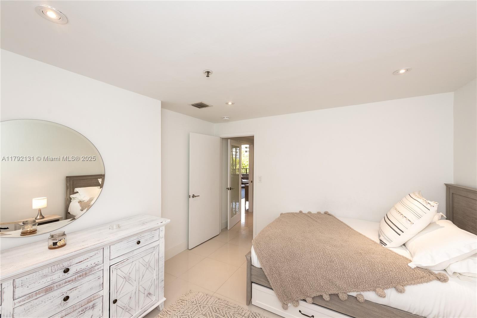 251 Crandon Blvd #227, Key Biscayne FL 33149