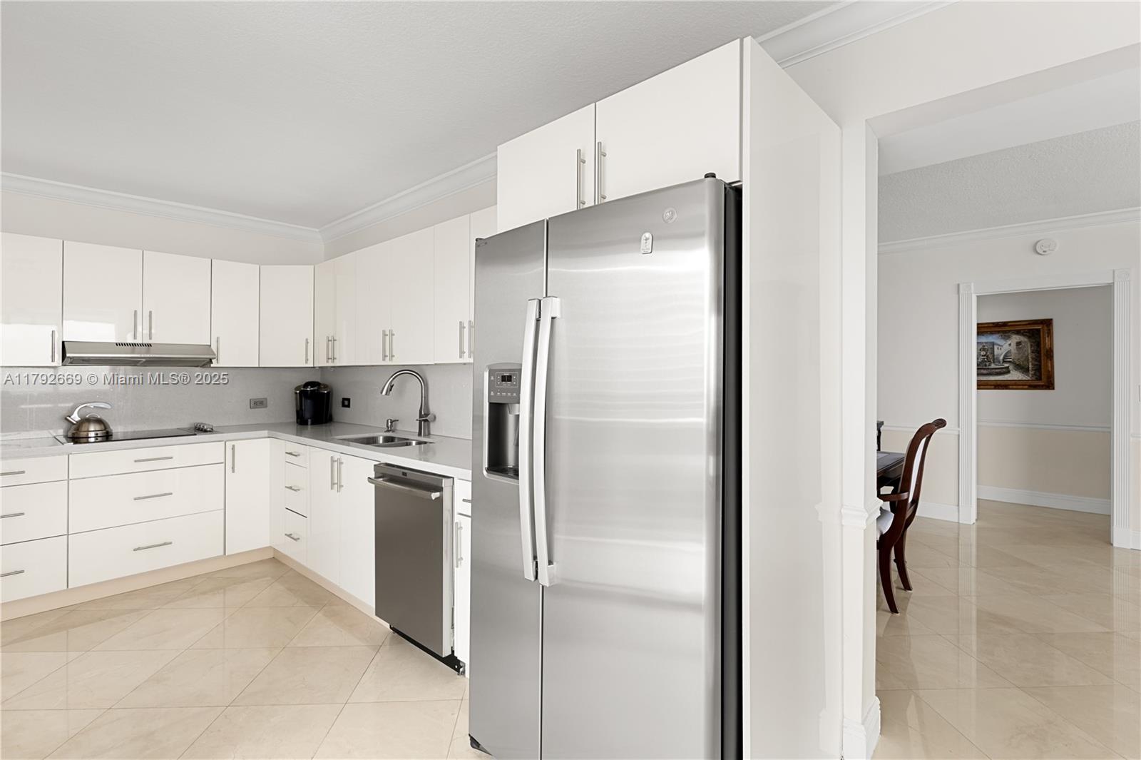 8855 Collins Ave #8J, Surfside, Florida image 14