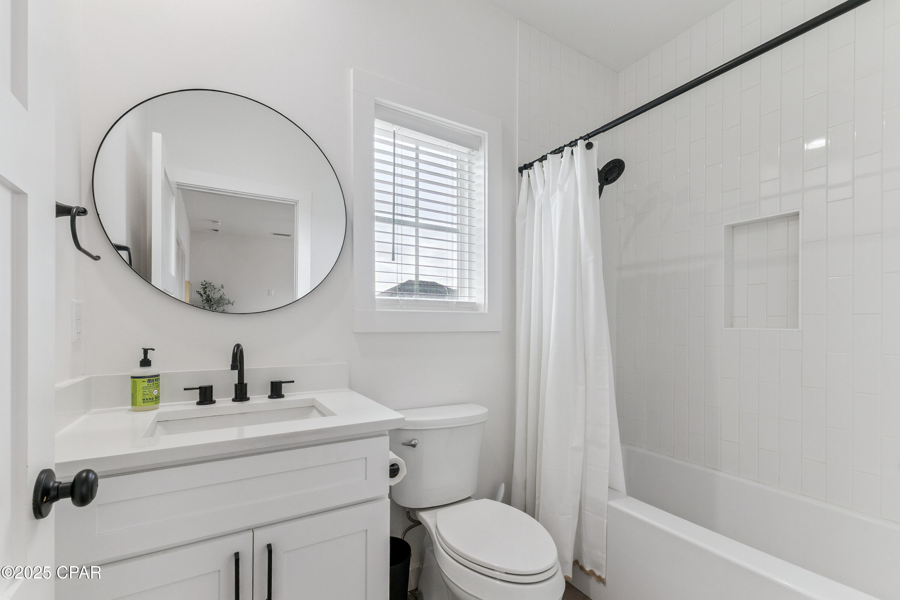 Image 10 For 211 Cicero Street