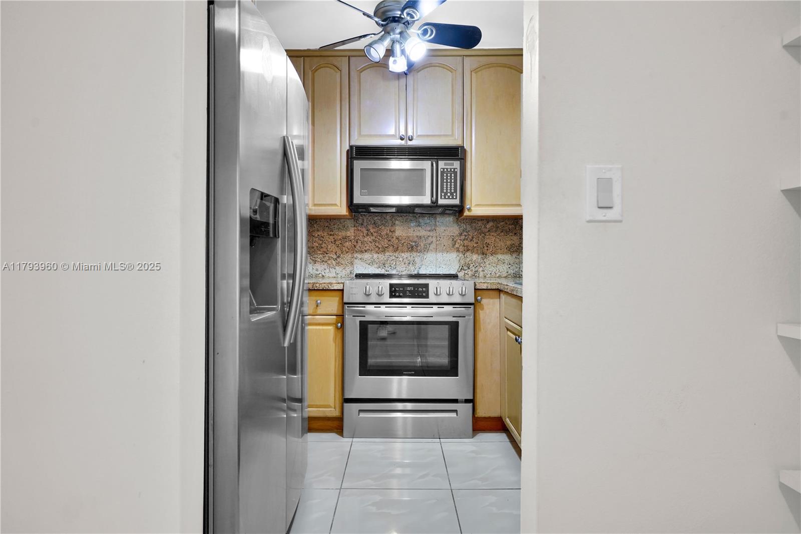 3701 N Country Club Dr #203, Aventura FL 33180