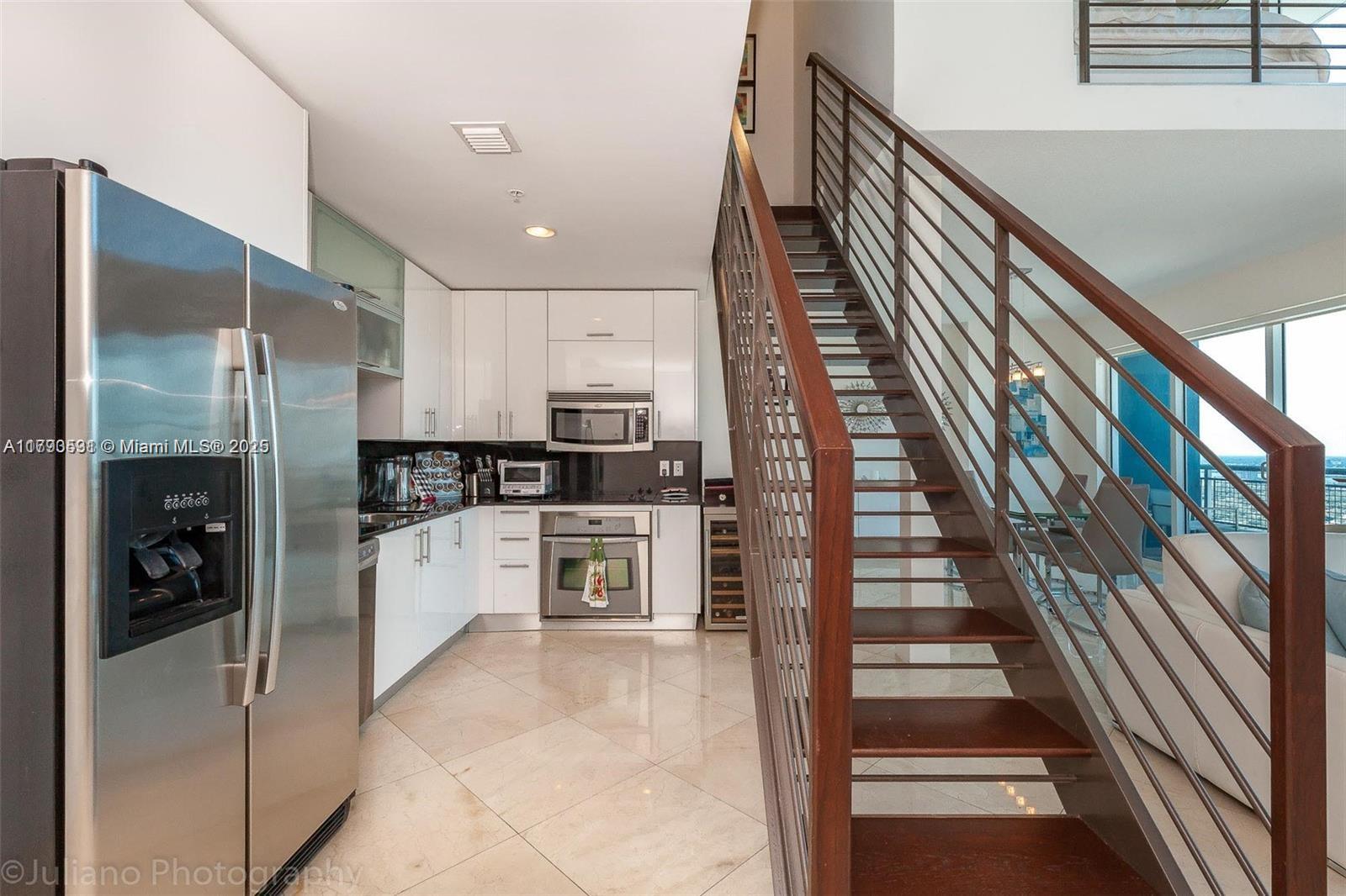 Apartamento à Venda em Miami, FL