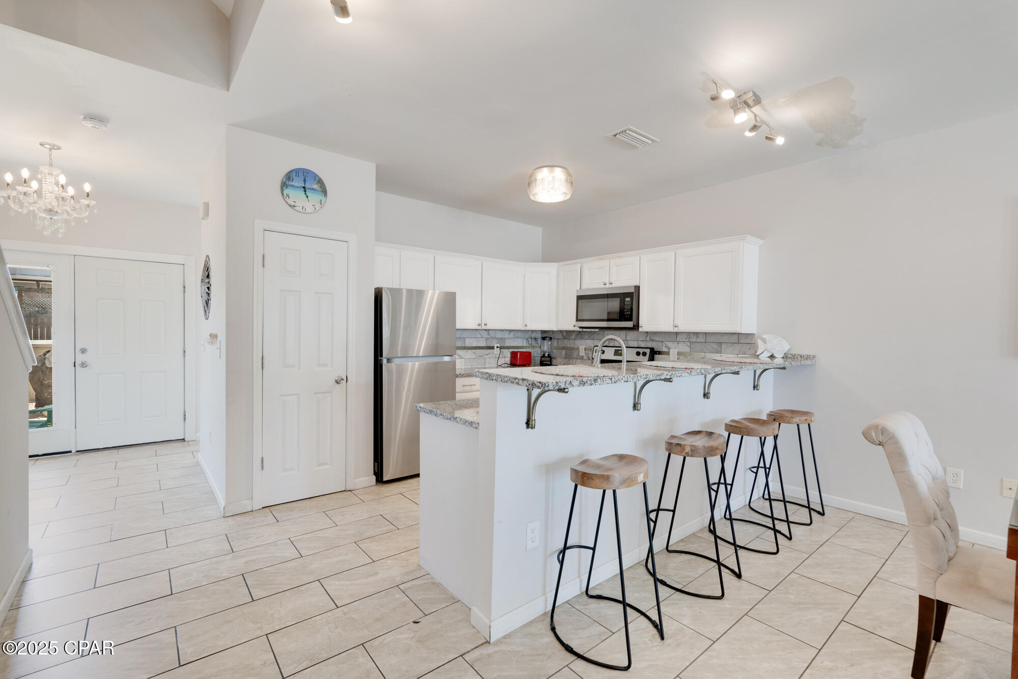 Image 18 For 5910 Beach Drive