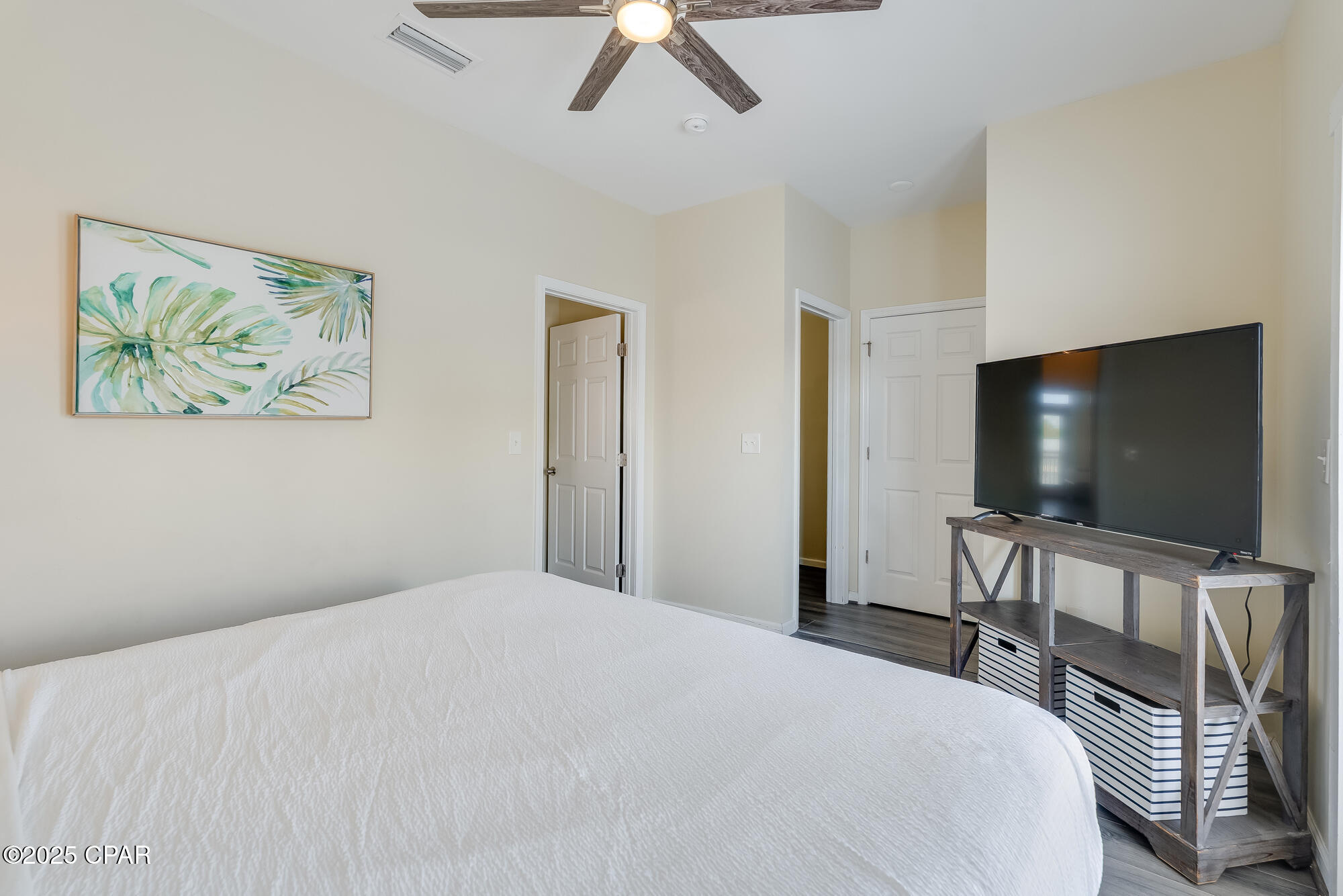 Image 31 For 5908 Beach Drive