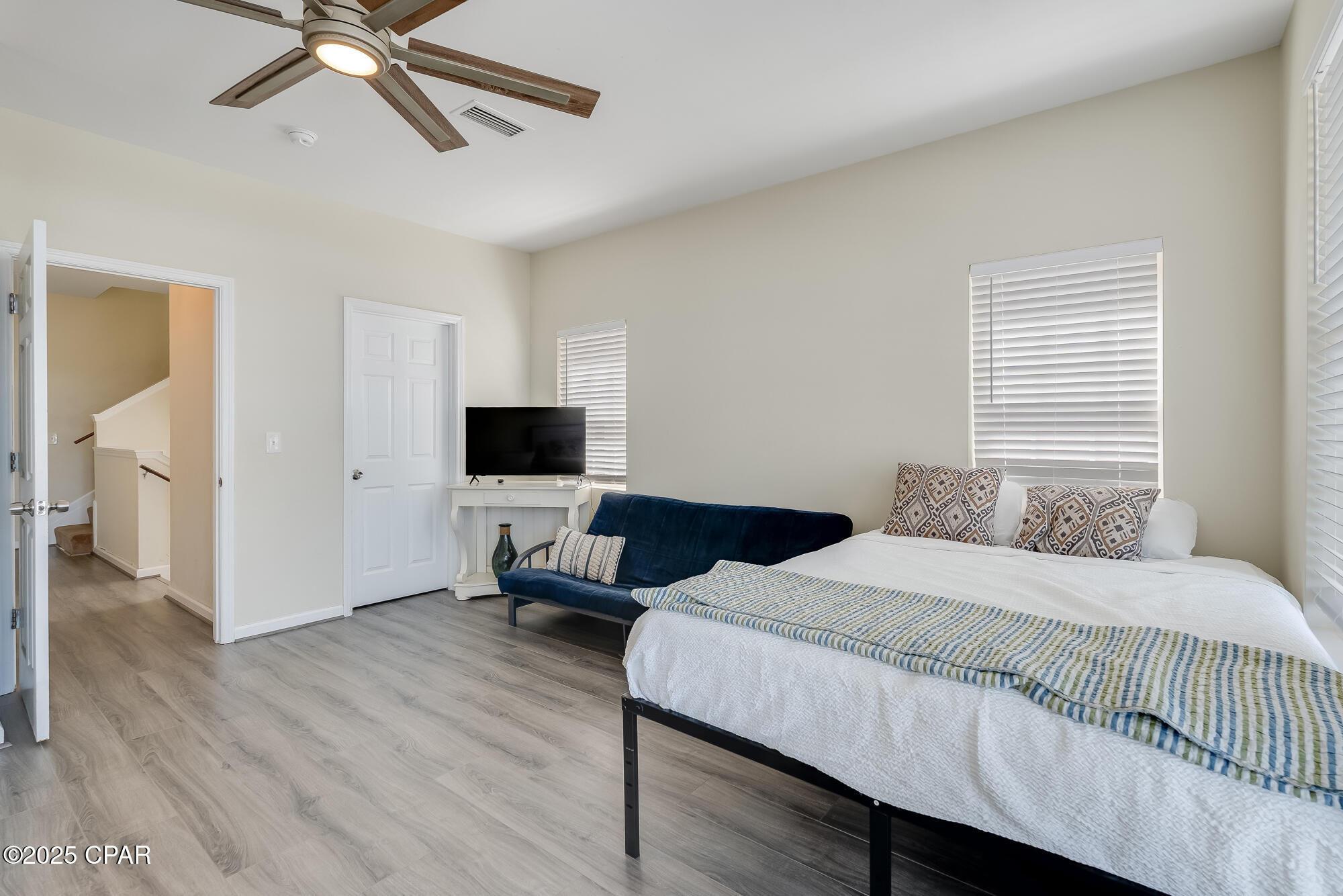 Image 38 For 5908 Beach Drive