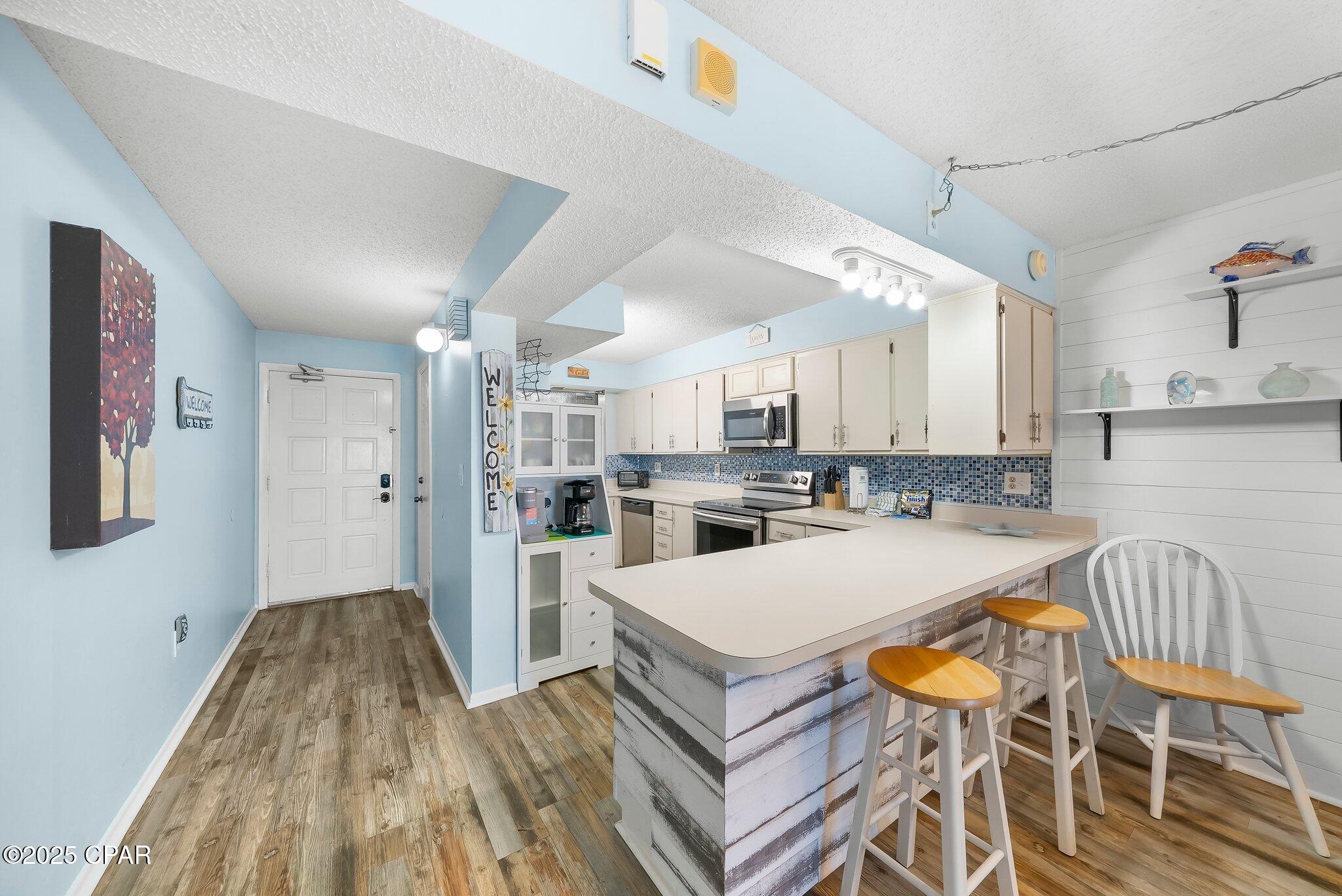 Image 10 For 5801 Thomas Drive 508