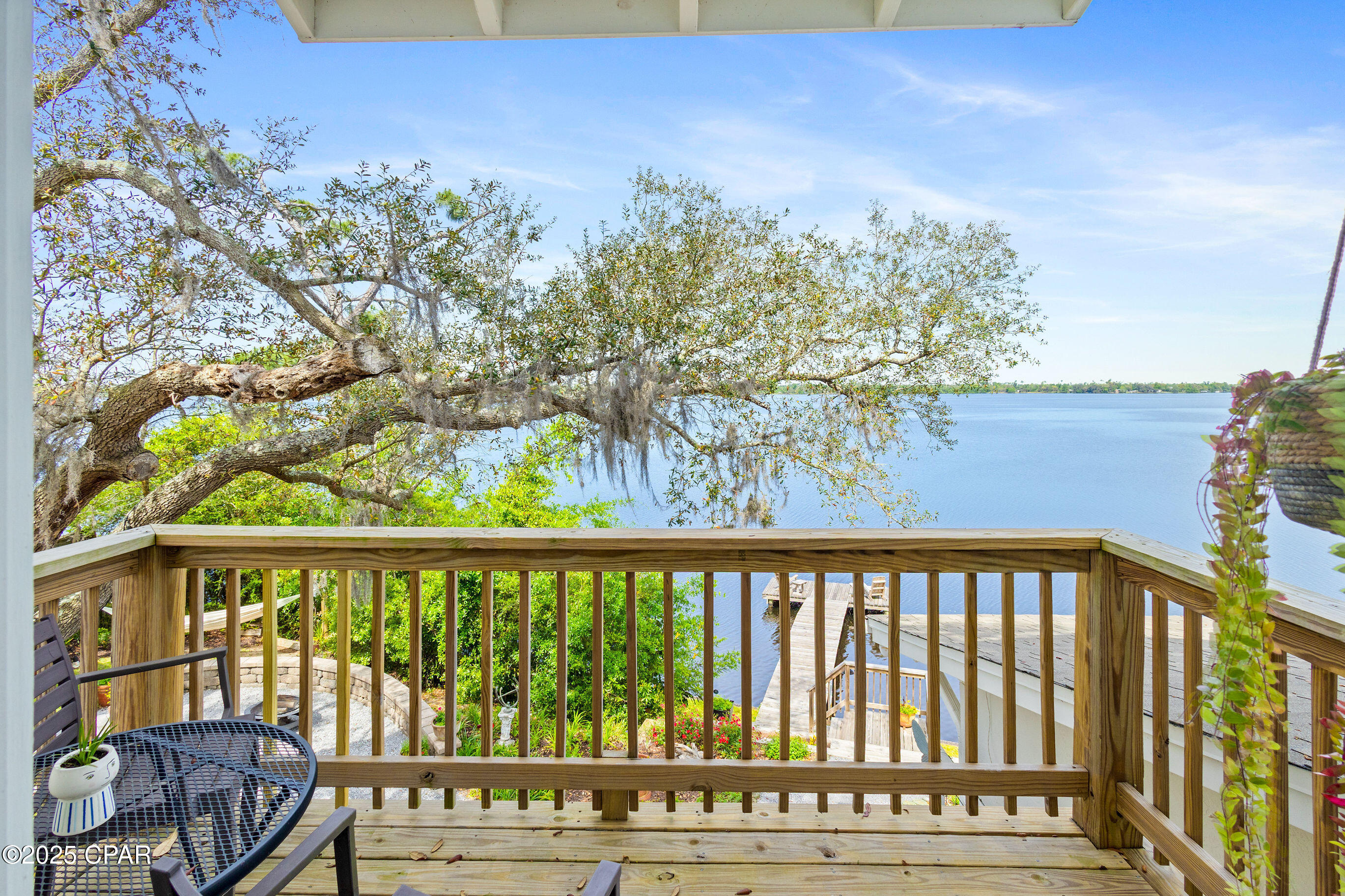 Listing photo id 35 for 7831 Hwy 2311