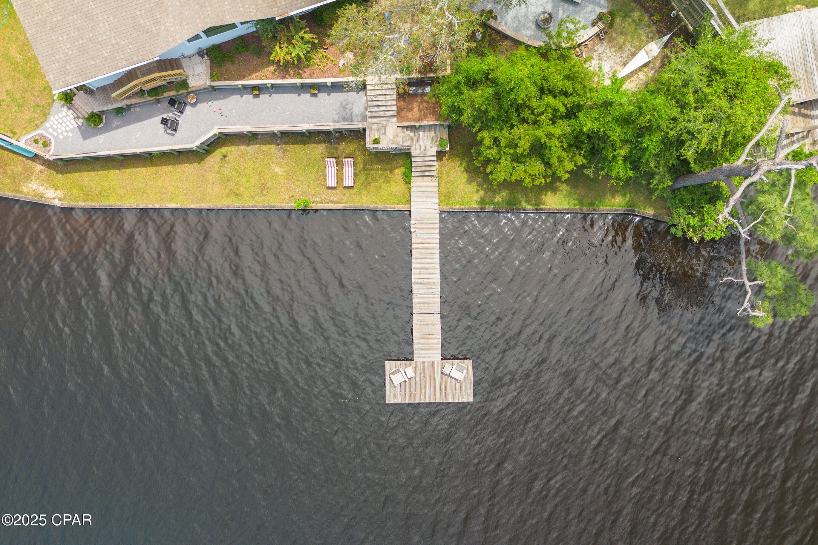 Listing photo id 37 for 7831 Hwy 2311