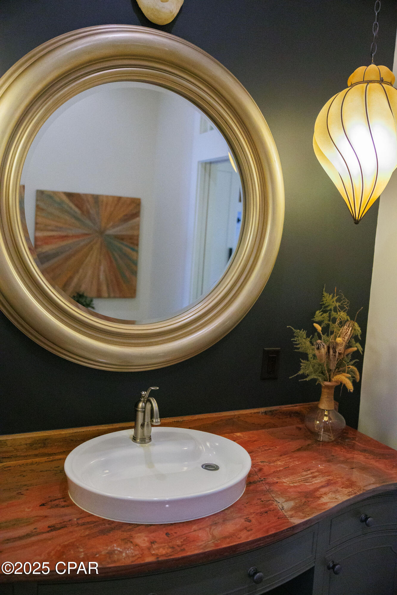 Listing photo id 50 for 7831 Hwy 2311