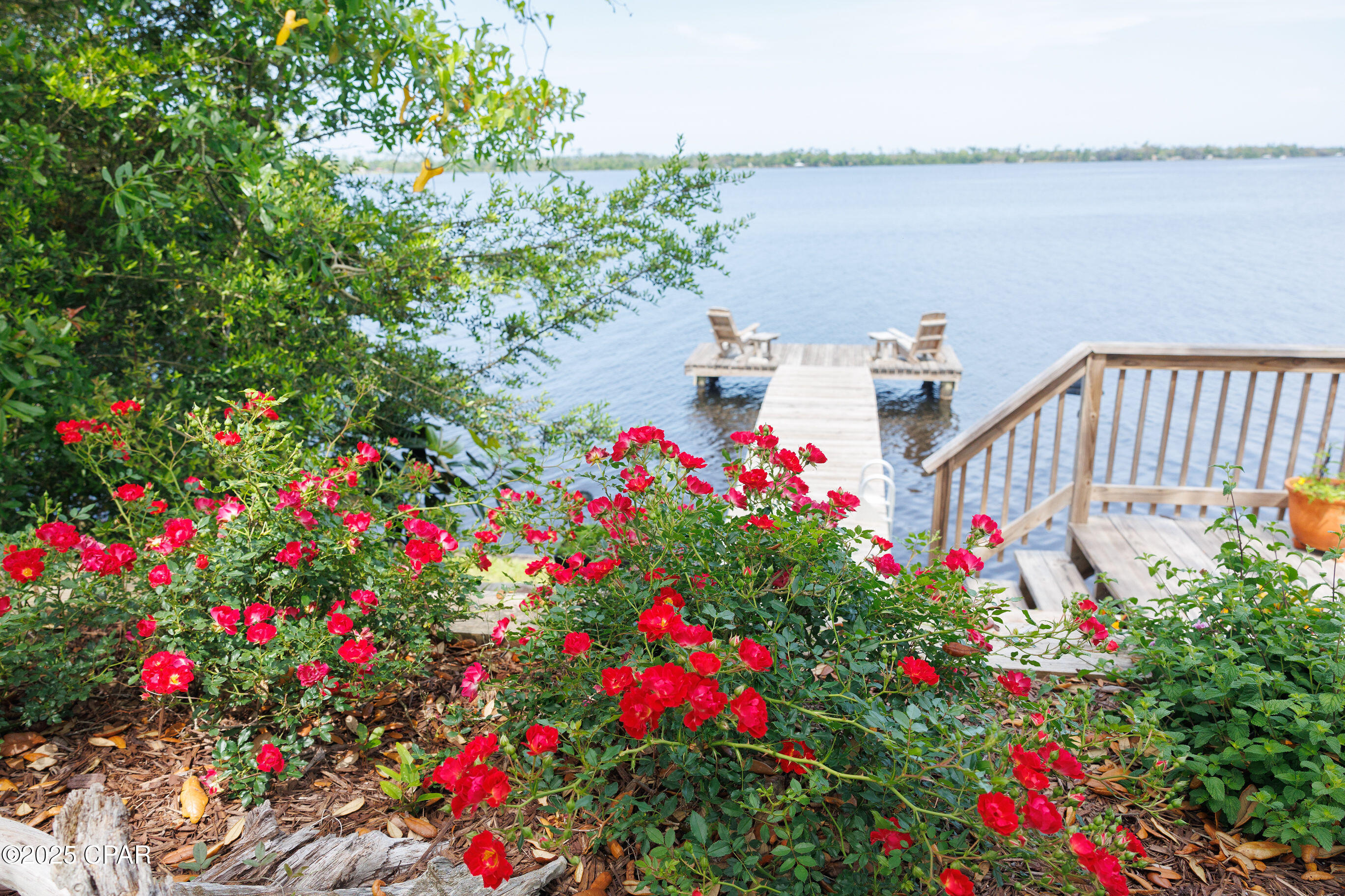 Listing photo id 68 for 7831 Hwy 2311
