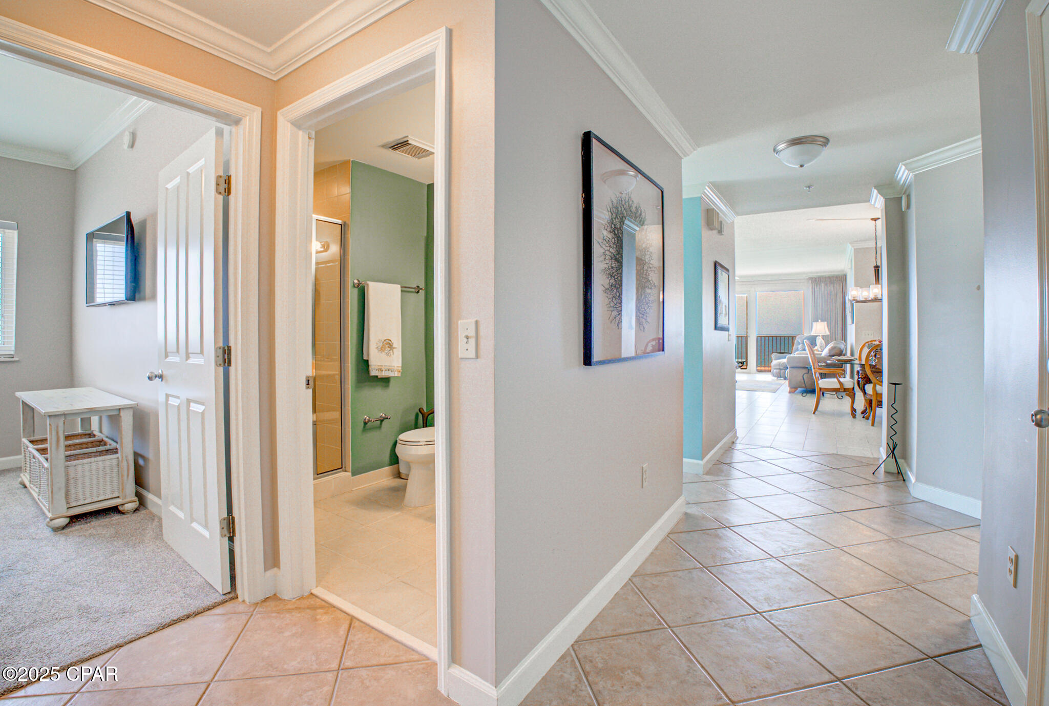Image 26 For 8601 Surf Drive 14e