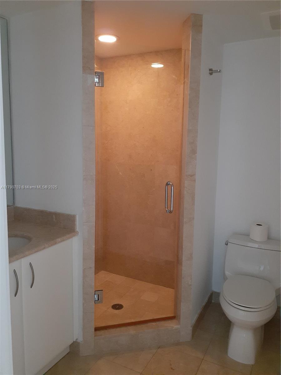 1331 Brickell Bay Dr #3403, Miami FL 33131