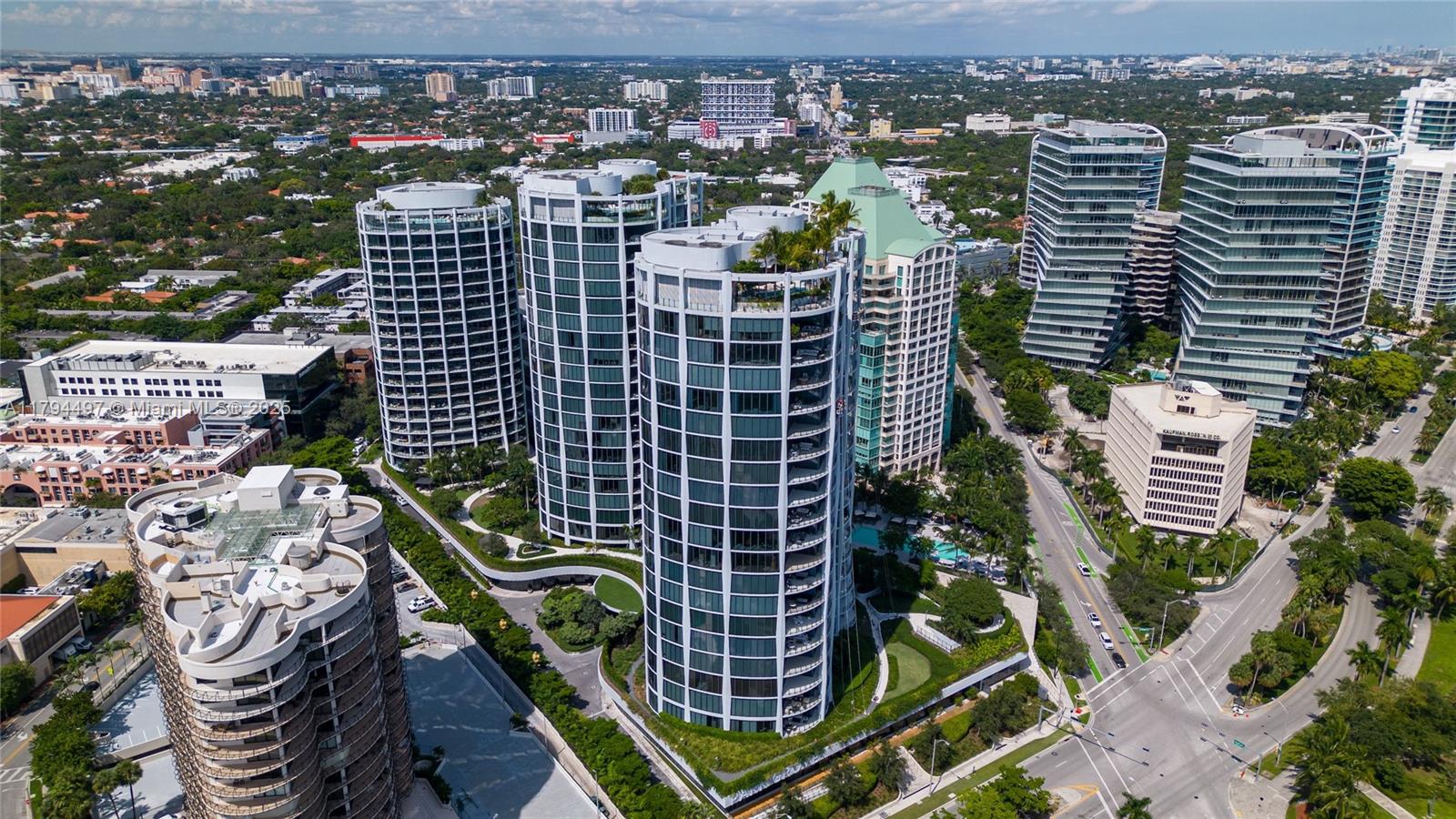 2831 S Bayshore Dr #902, Miami FL 33133