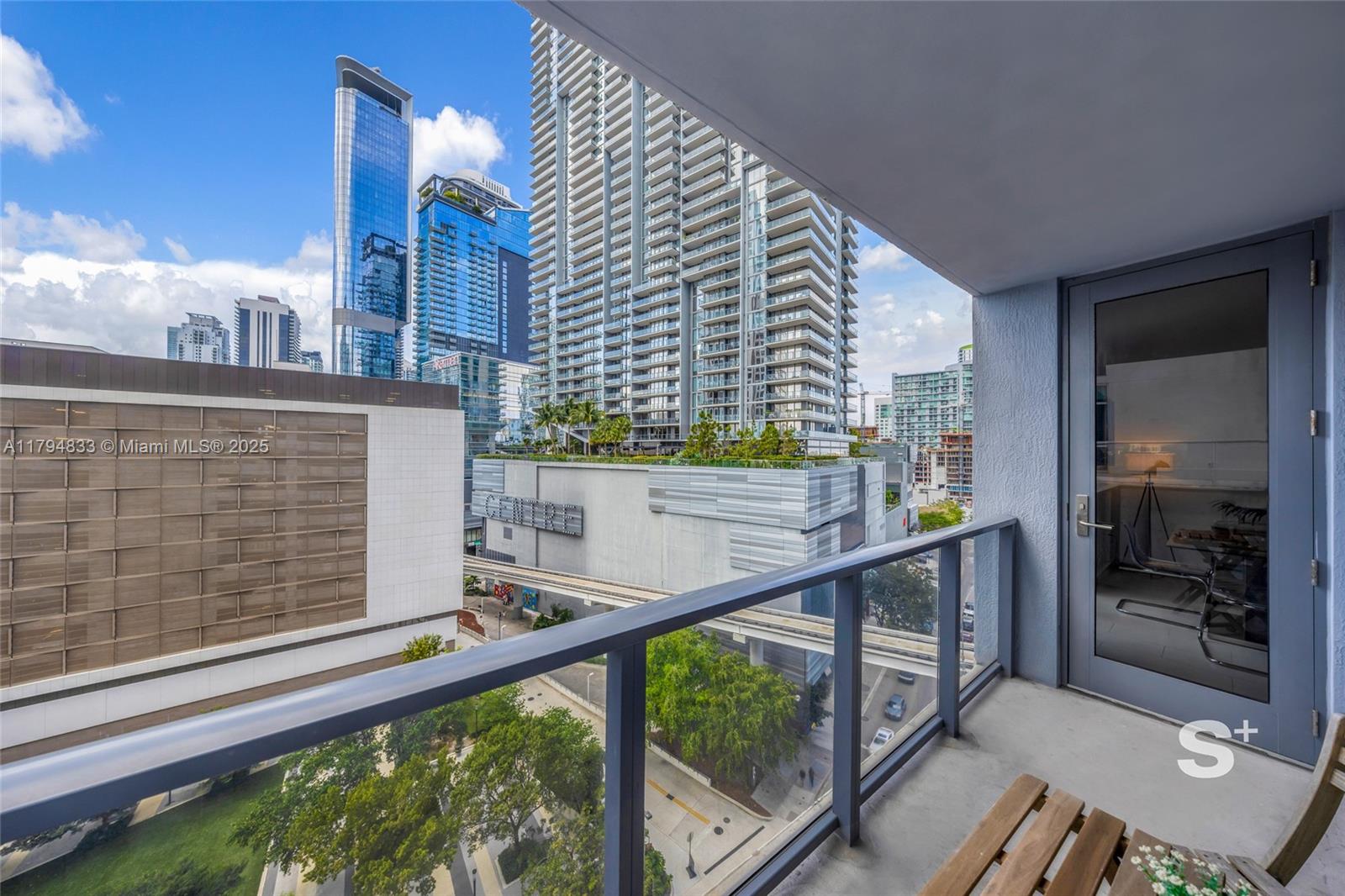 Condo for Rent in Miami, FL