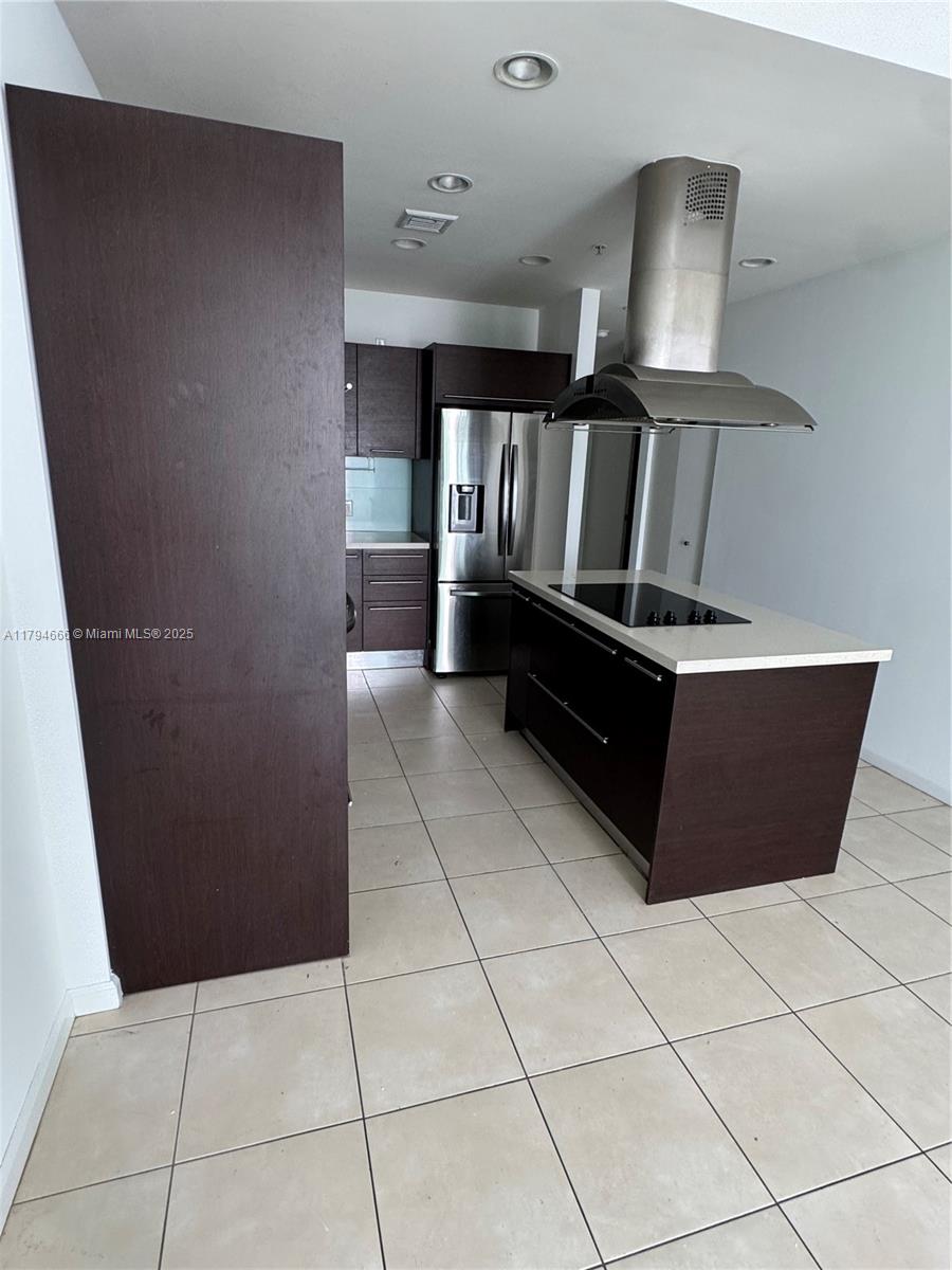 7930 East Dr #1106, North Bay Village FL 33141