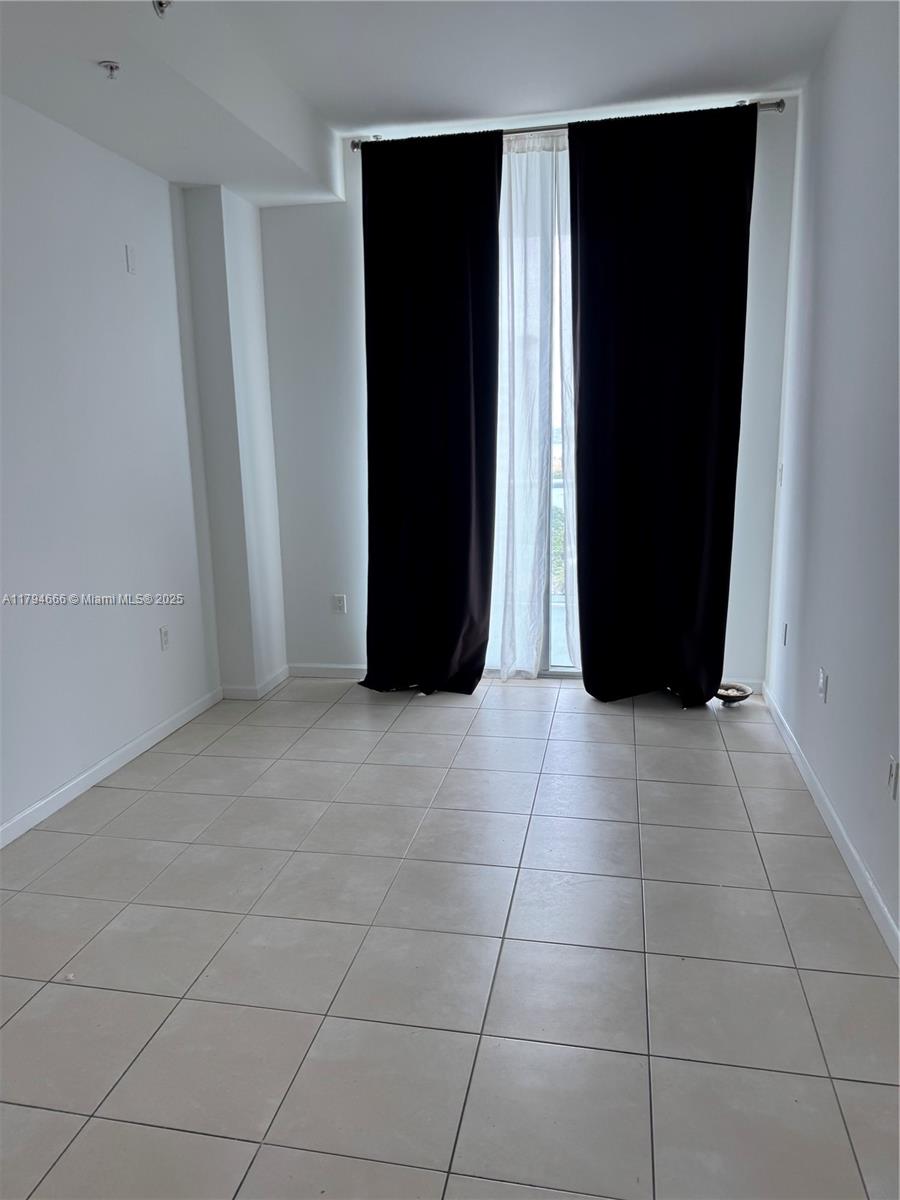 7930 East Dr #1106, North Bay Village FL 33141