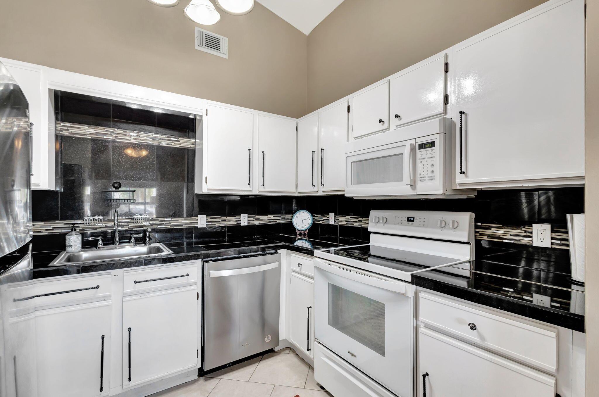 Photo 13 of home located at 5855 SE Mitzi Lane, Stuart FL