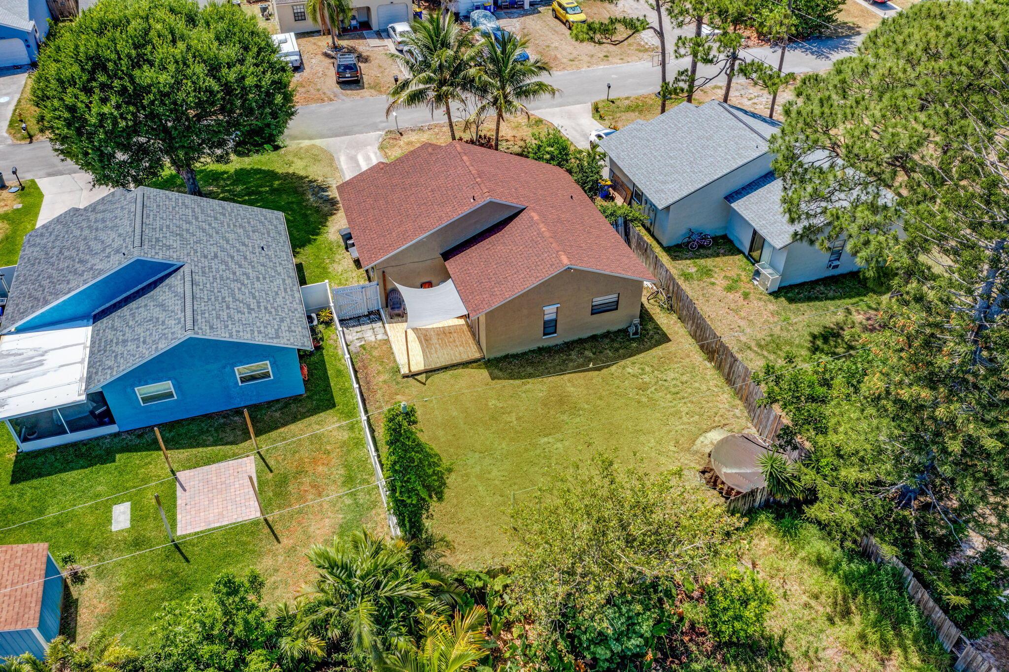 Photo 44 of home located at 5855 SE Mitzi Lane, Stuart FL