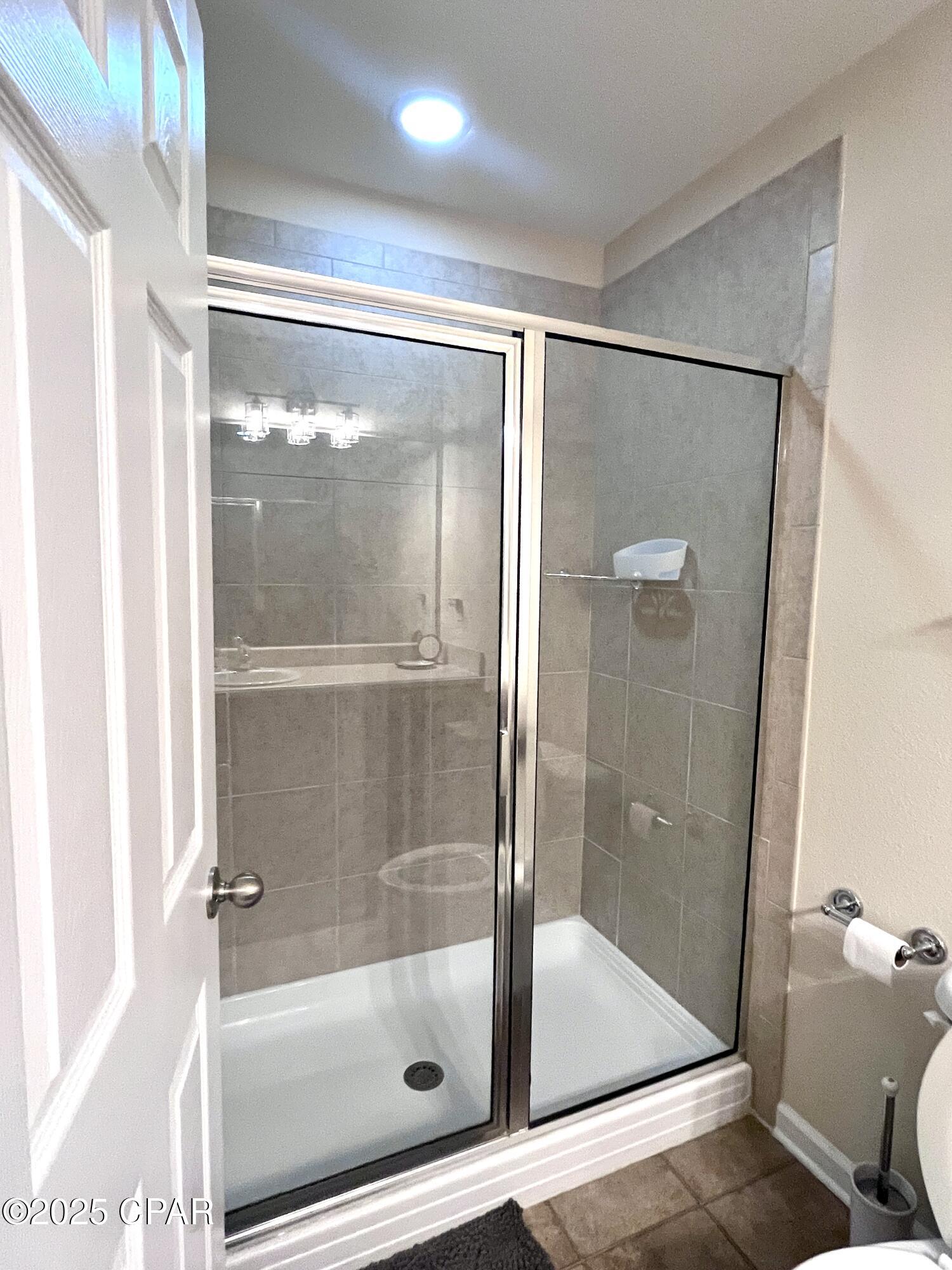 Image 13 For 231 Sand Oak Boulevard