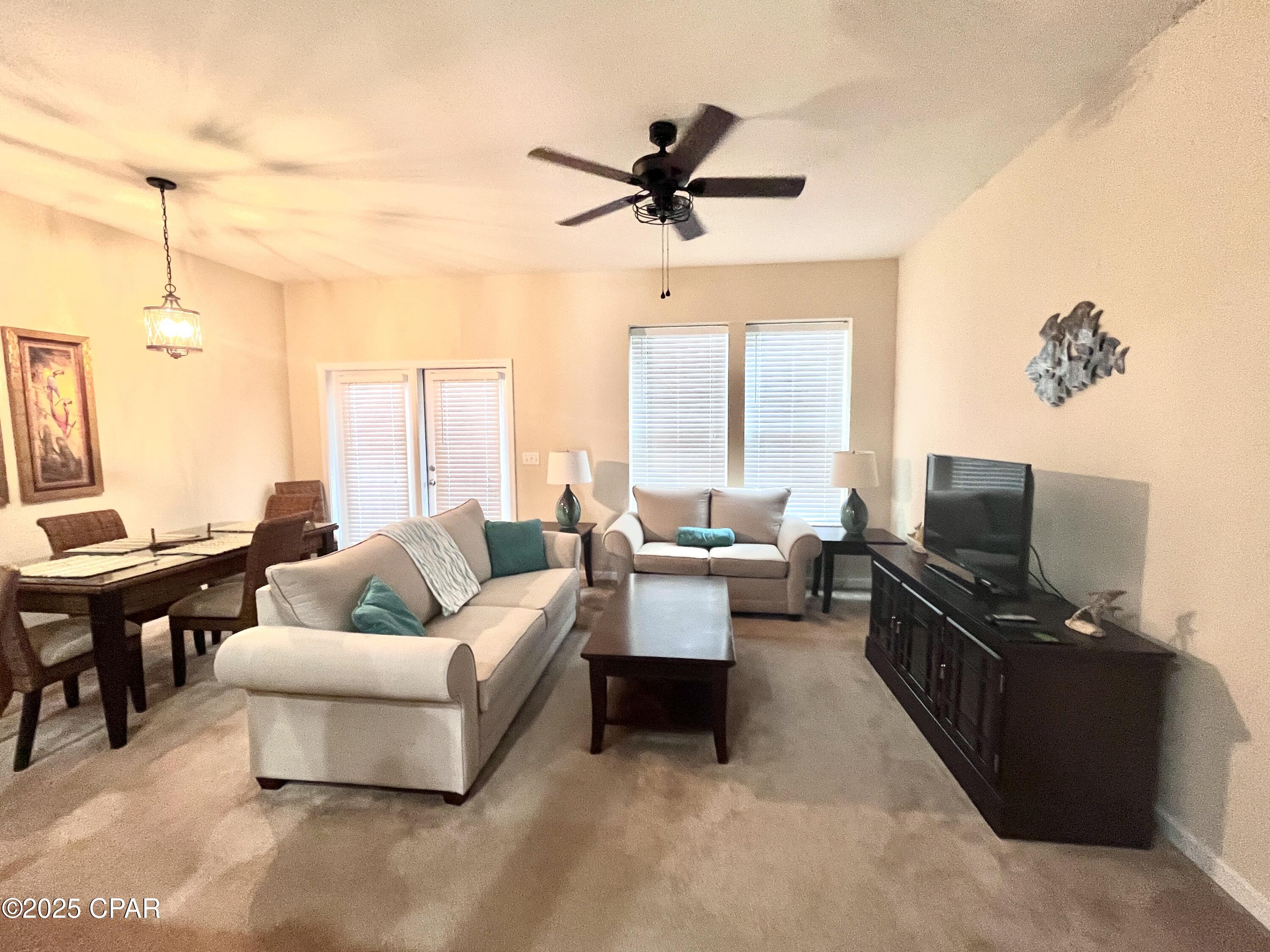 Image 4 For 231 Sand Oak Boulevard