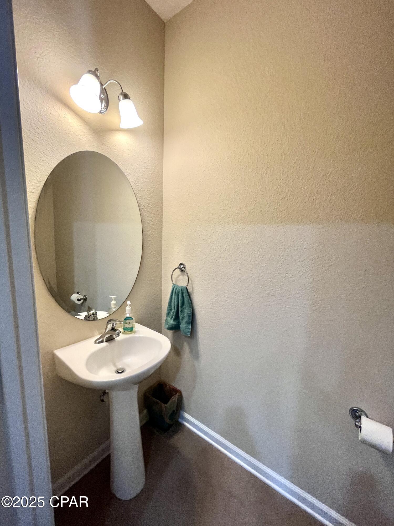 Image 9 For 231 Sand Oak Boulevard