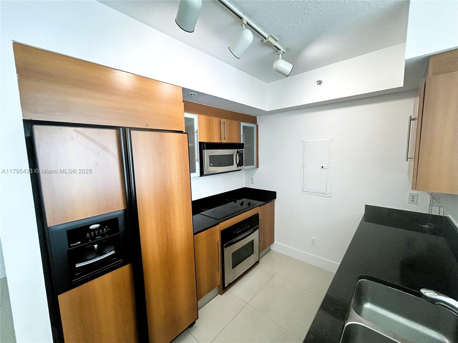 325 S Biscayne Blvd #2917, Miami FL 33131