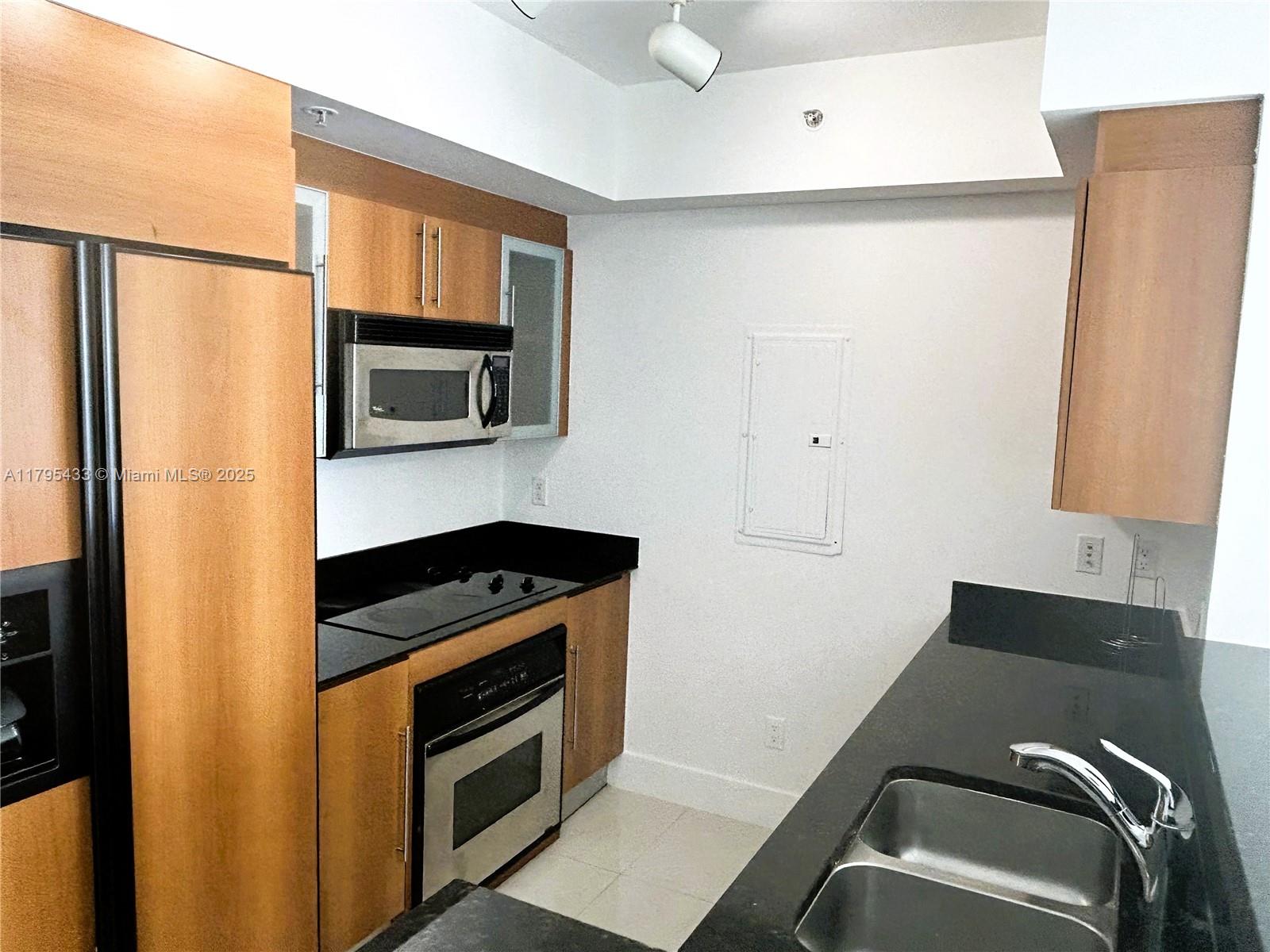 325 S Biscayne Blvd #2917, Miami FL 33131