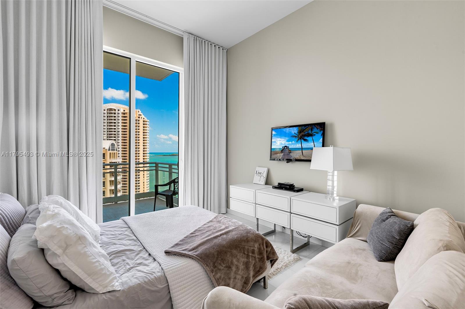 900 Brickell Key Blvd #2104, Miami FL 33131