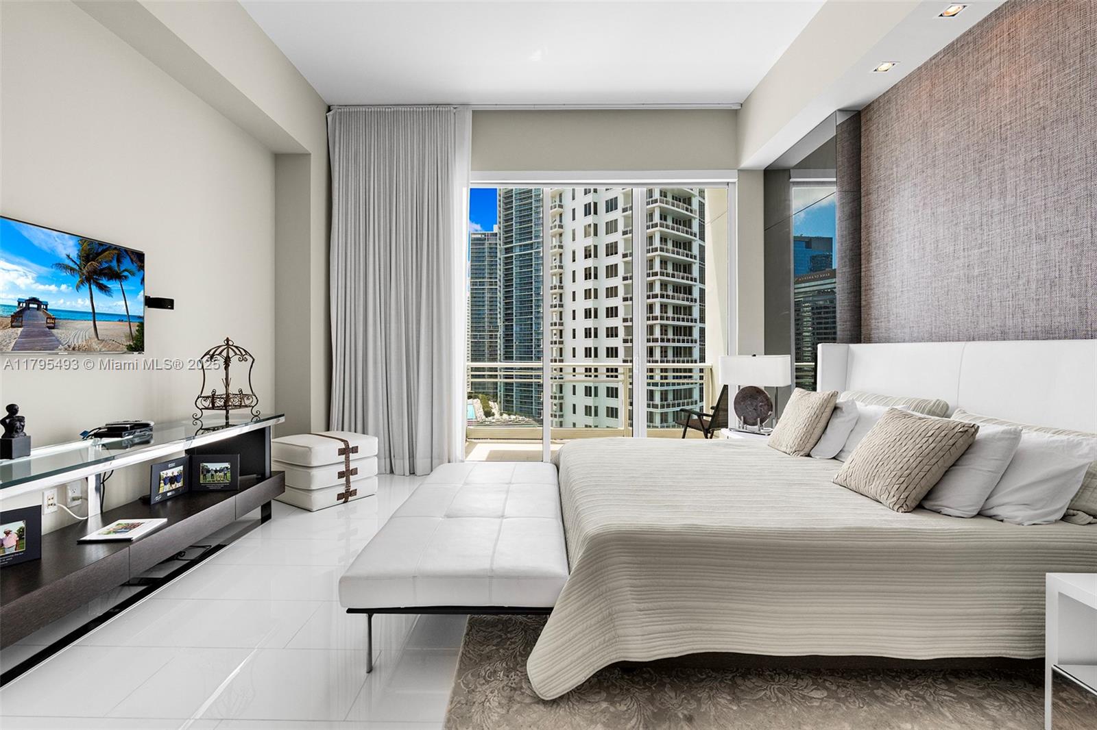 900 Brickell Key Blvd #2104, Miami FL 33131