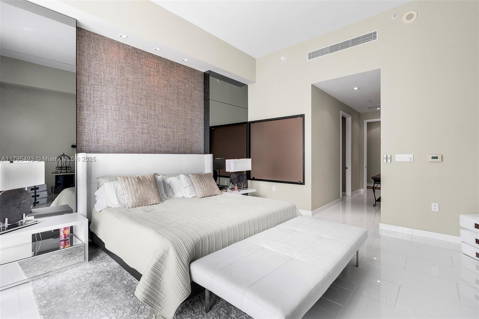 900 Brickell Key Blvd #2104, Miami FL 33131