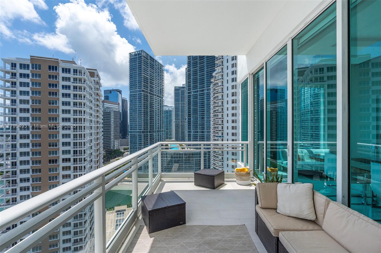 900 Brickell Key Blvd #2104, Miami FL 33131