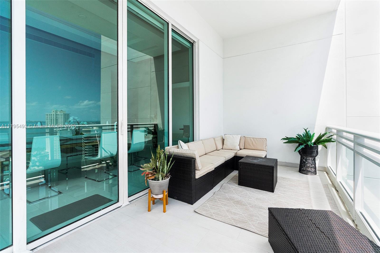900 Brickell Key Blvd #2104, Miami FL 33131
