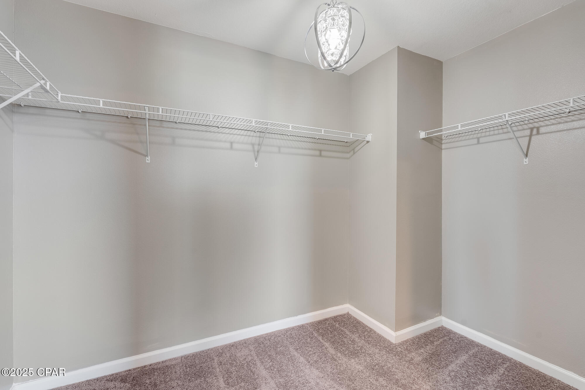 Image 18 For 7121 Penn Way