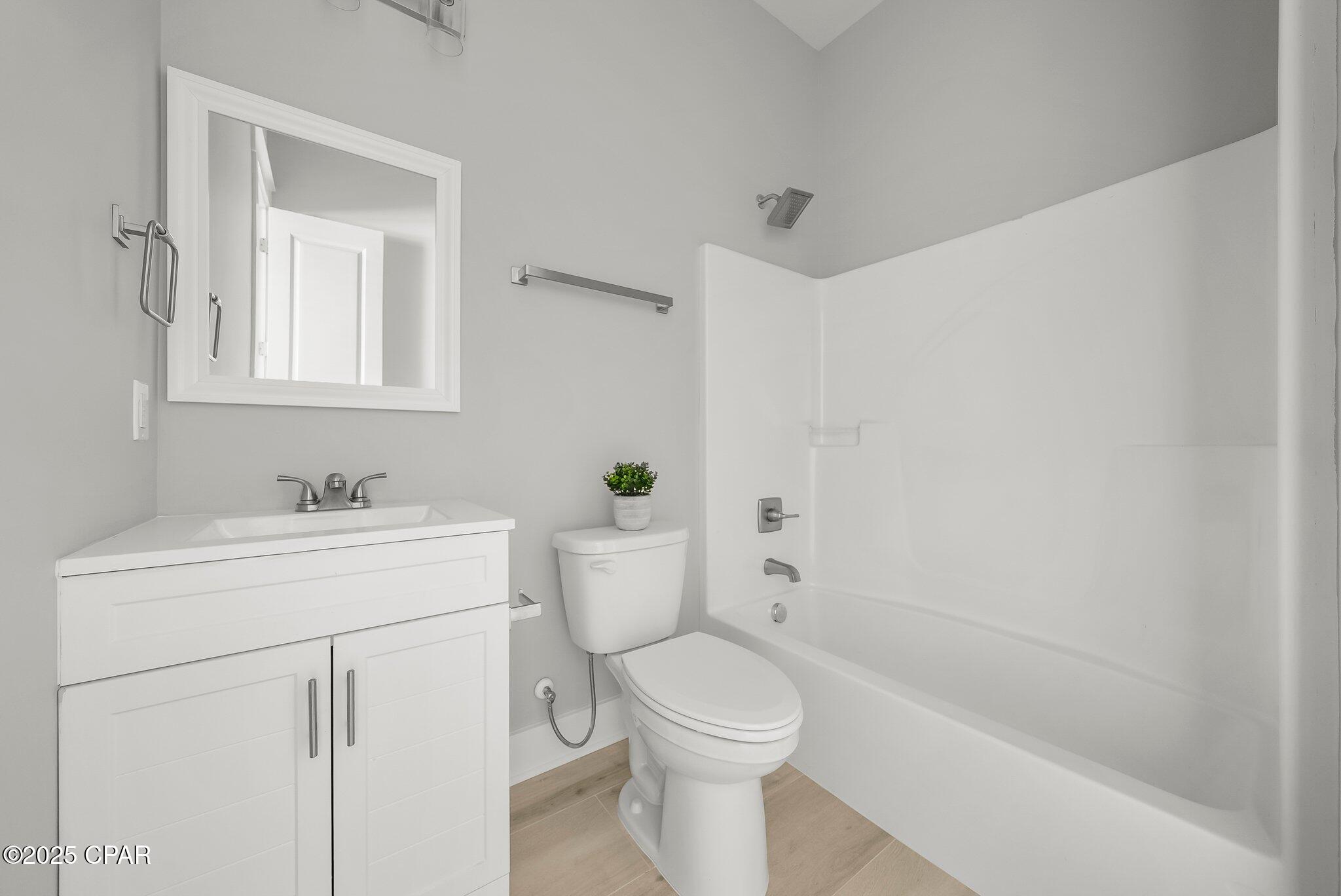 Image 11 For 232 San Vincente Street A