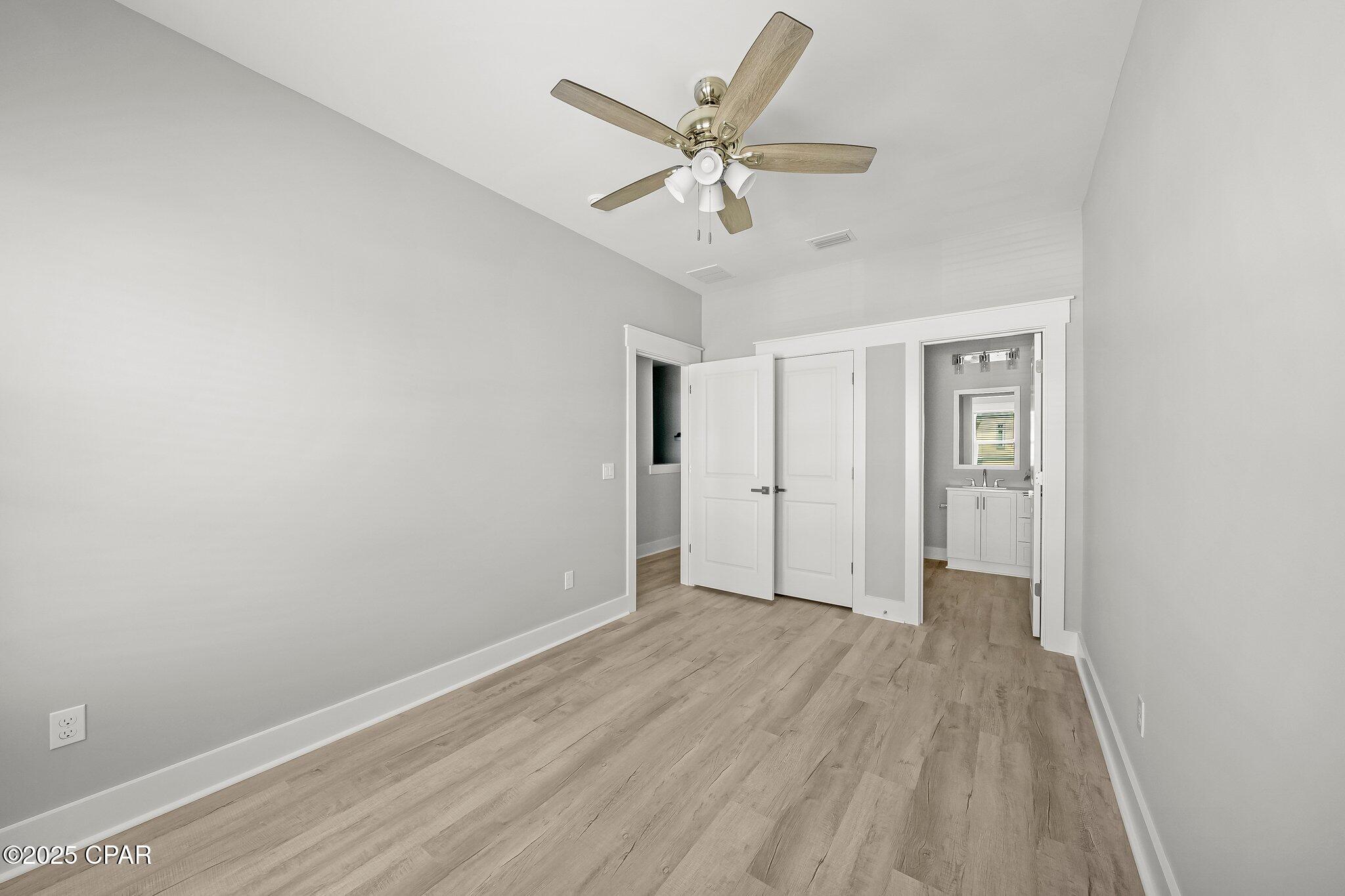 Image 32 For 232 San Vincente Street B