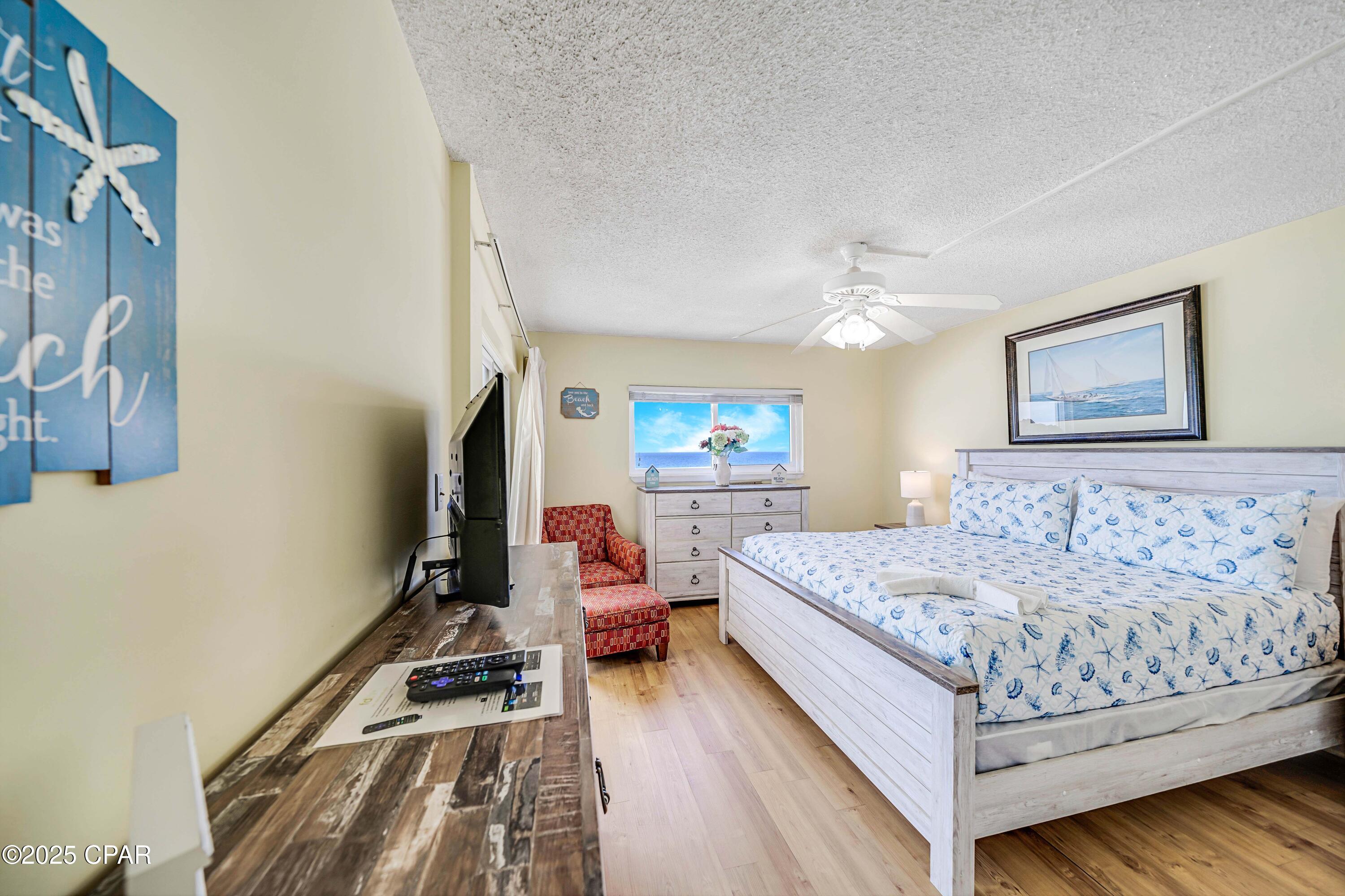 Image 10 For 5801 Thomas Drive 620