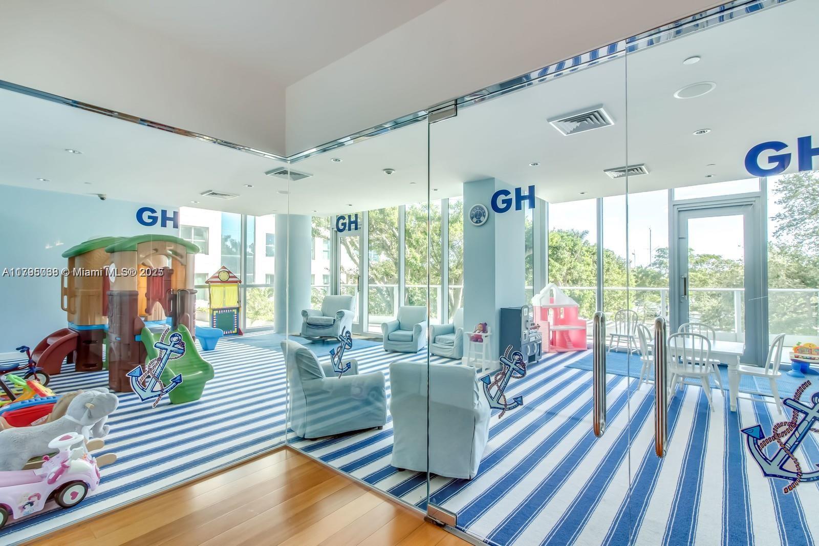 2627 S Bayshore Dr #808, Miami FL 33133