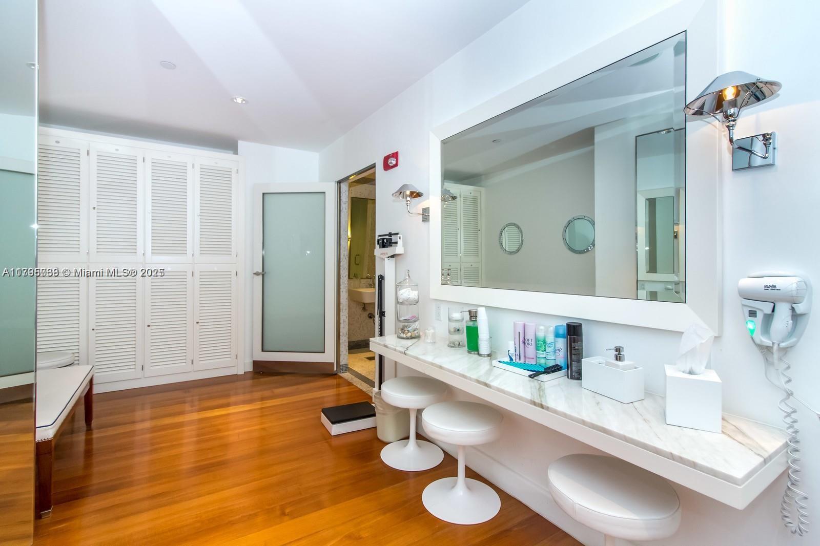 2627 S Bayshore Dr #808, Miami FL 33133