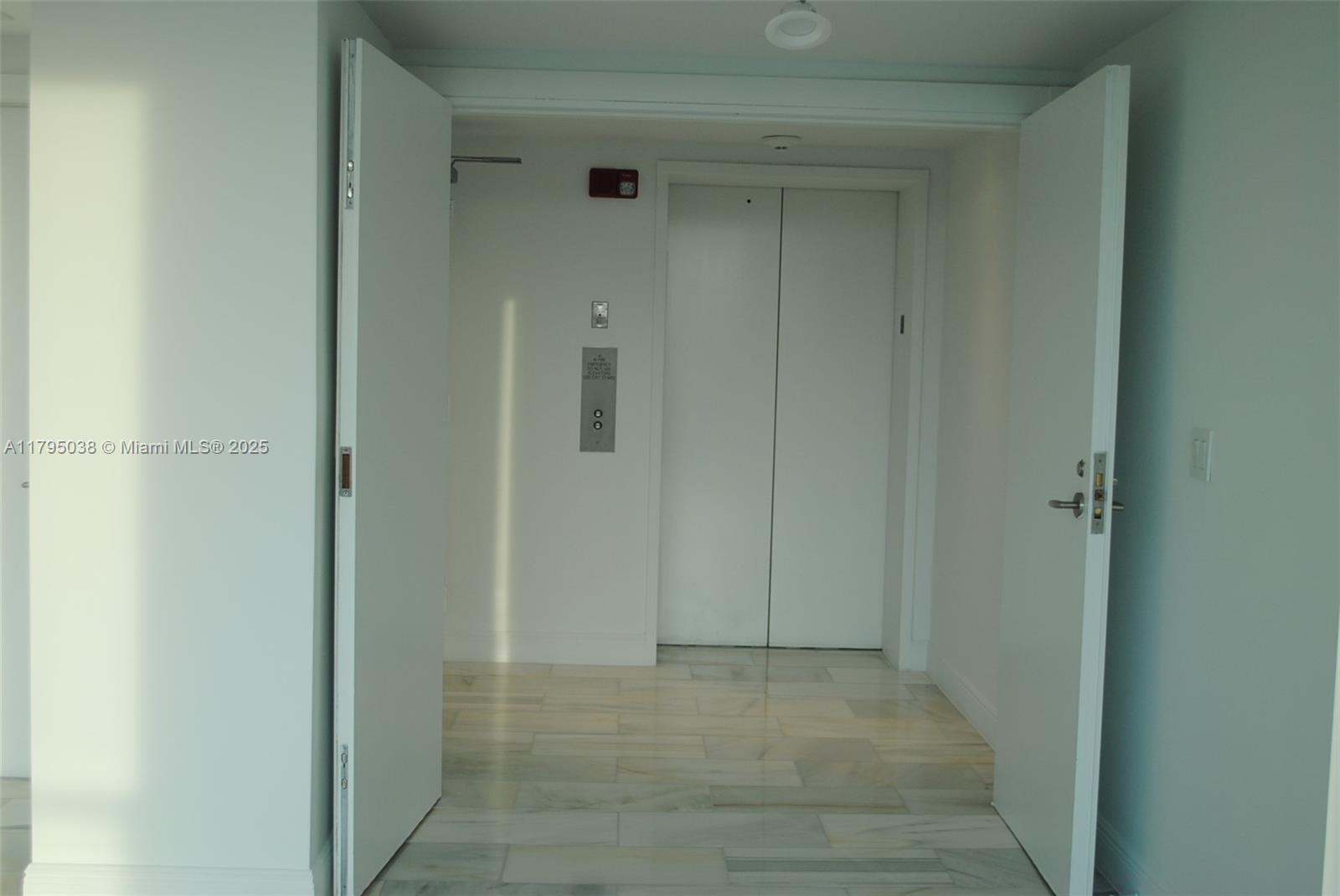 2627 S Bayshore Dr #808, Miami FL 33133
