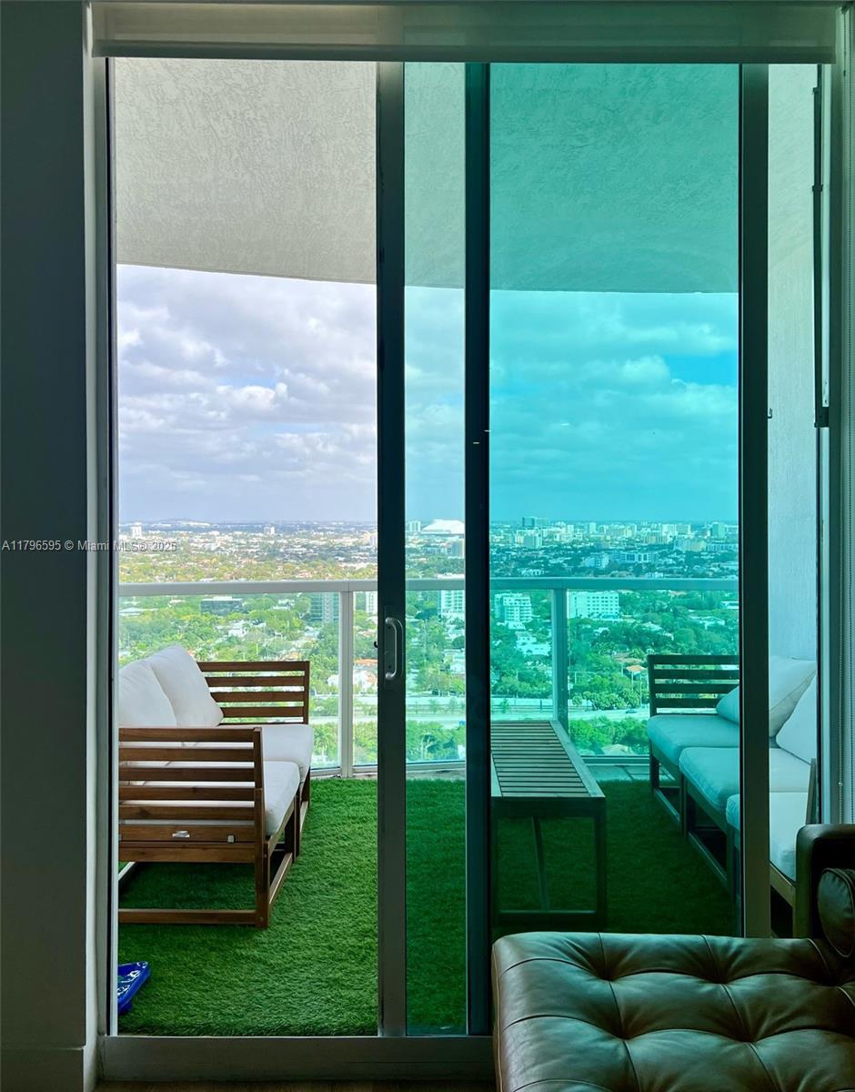 2101 Brickell Ave #3208, Miami FL 33129