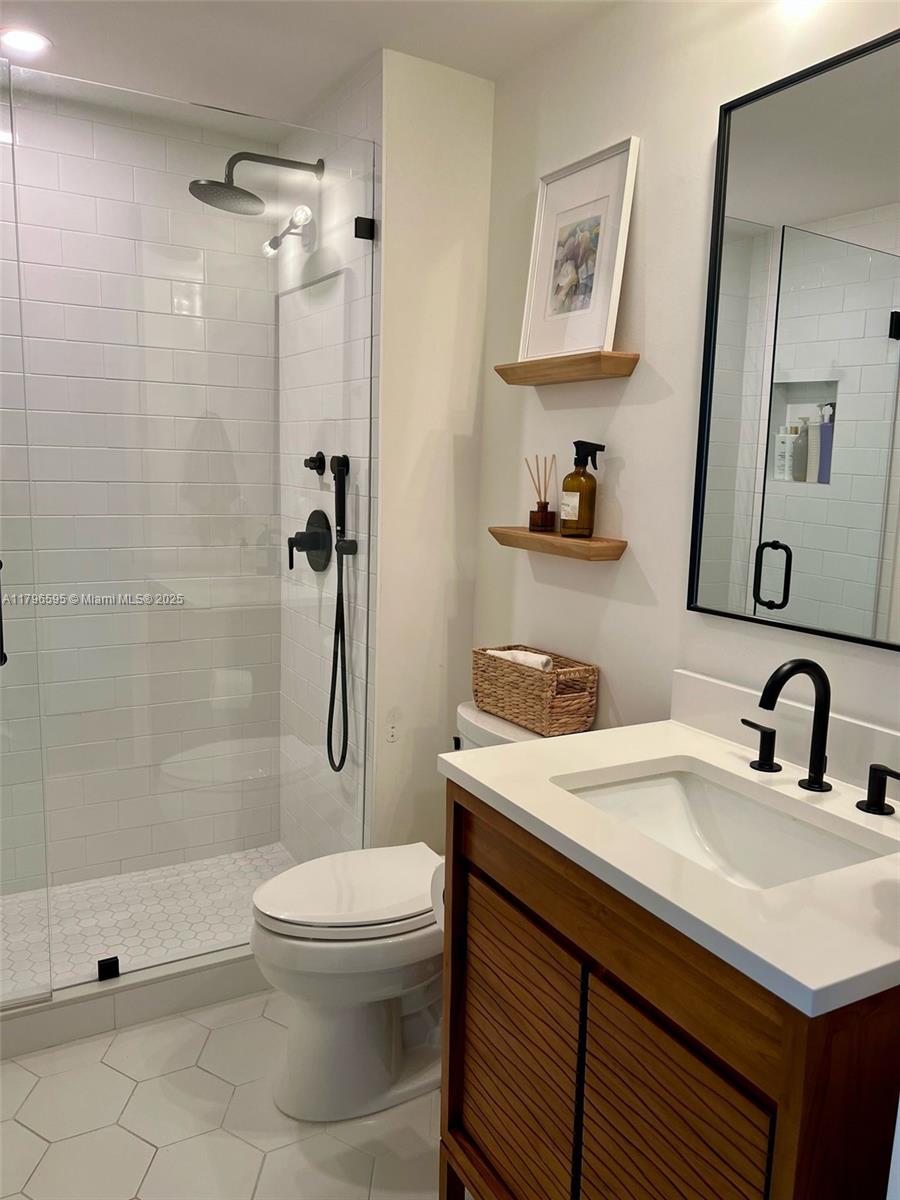 2101 Brickell Ave #3208, Miami FL 33129