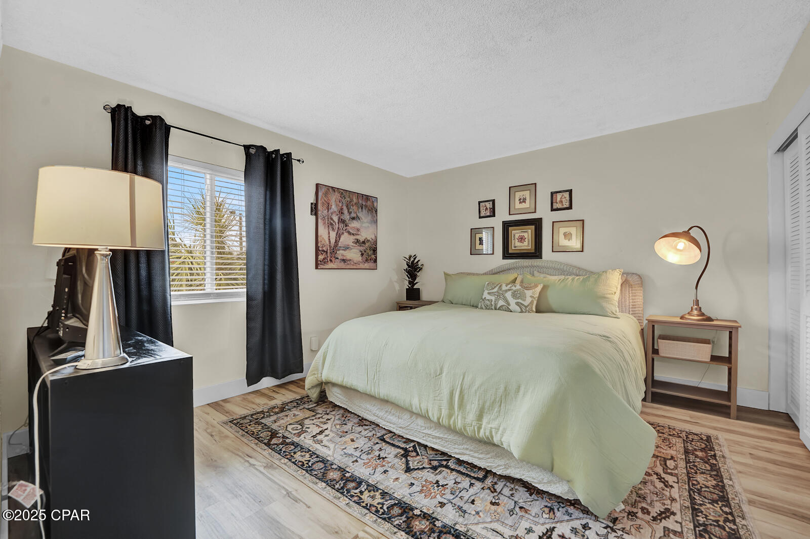 Image 18 For 8727 Thomas Drive C27