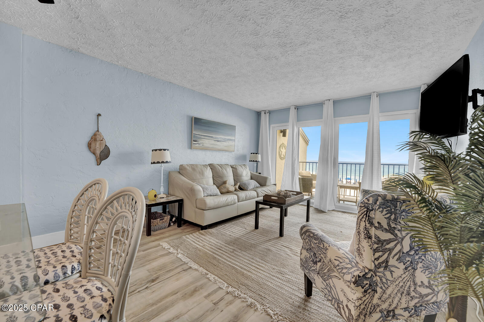 Image 5 For 8727 Thomas Drive C27
